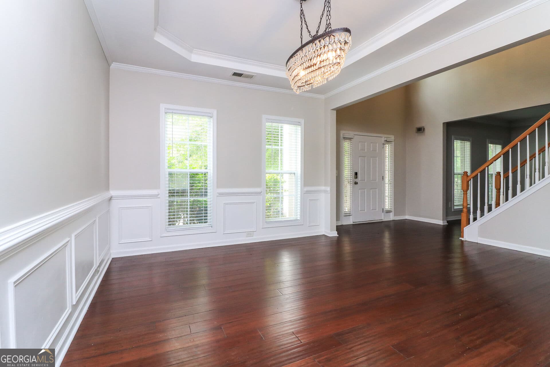 5 bedroom, 3.5 bathroom, 3,184 sq ft single family residence for sale at 911 Queensbrooke Way, Mableton, GA 30126 — photo 10