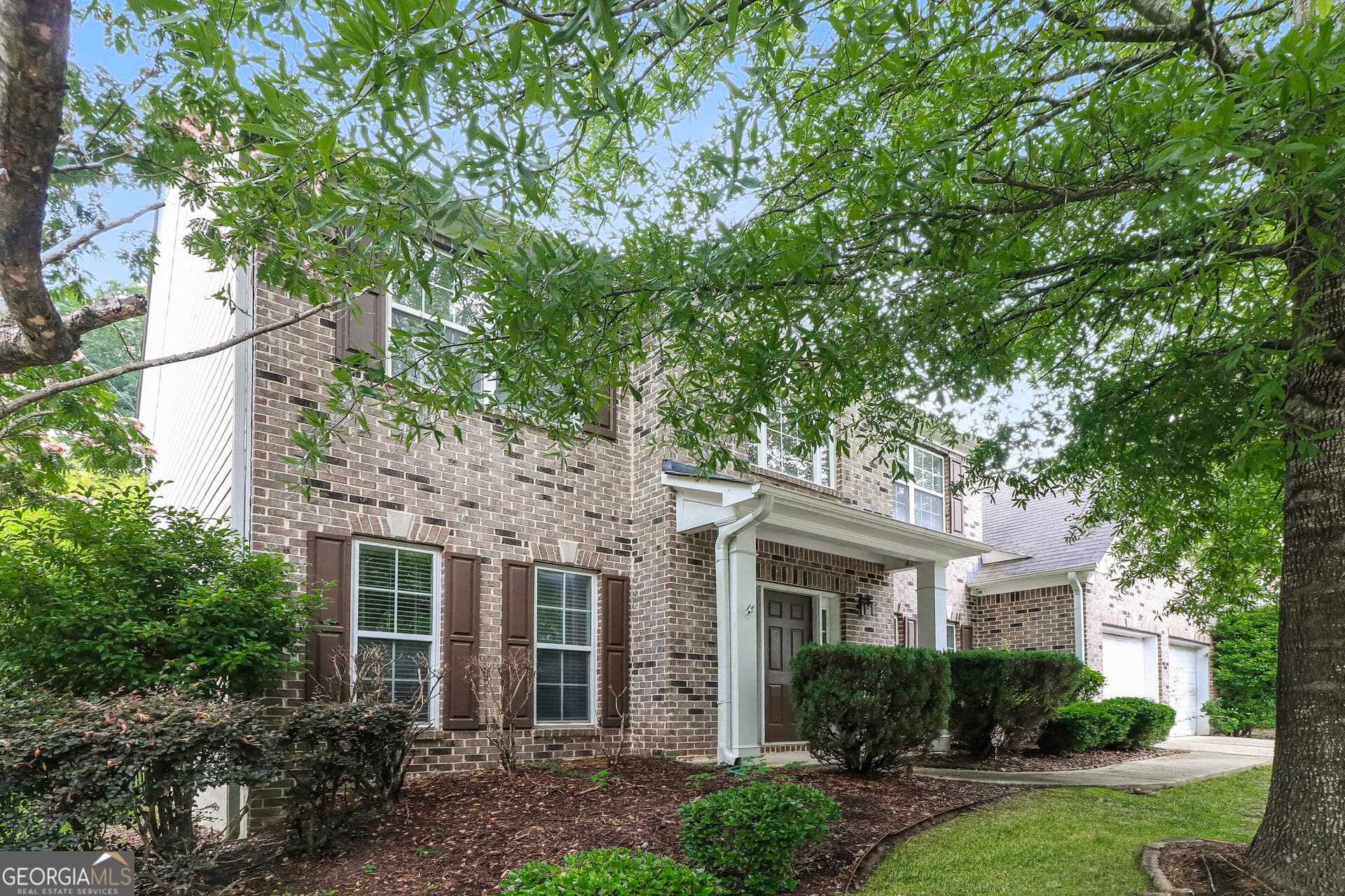 5 bedroom, 3.5 bathroom, 3,184 sq ft single family residence for sale at 911 Queensbrooke Way, Mableton, GA 30126 — photo 4