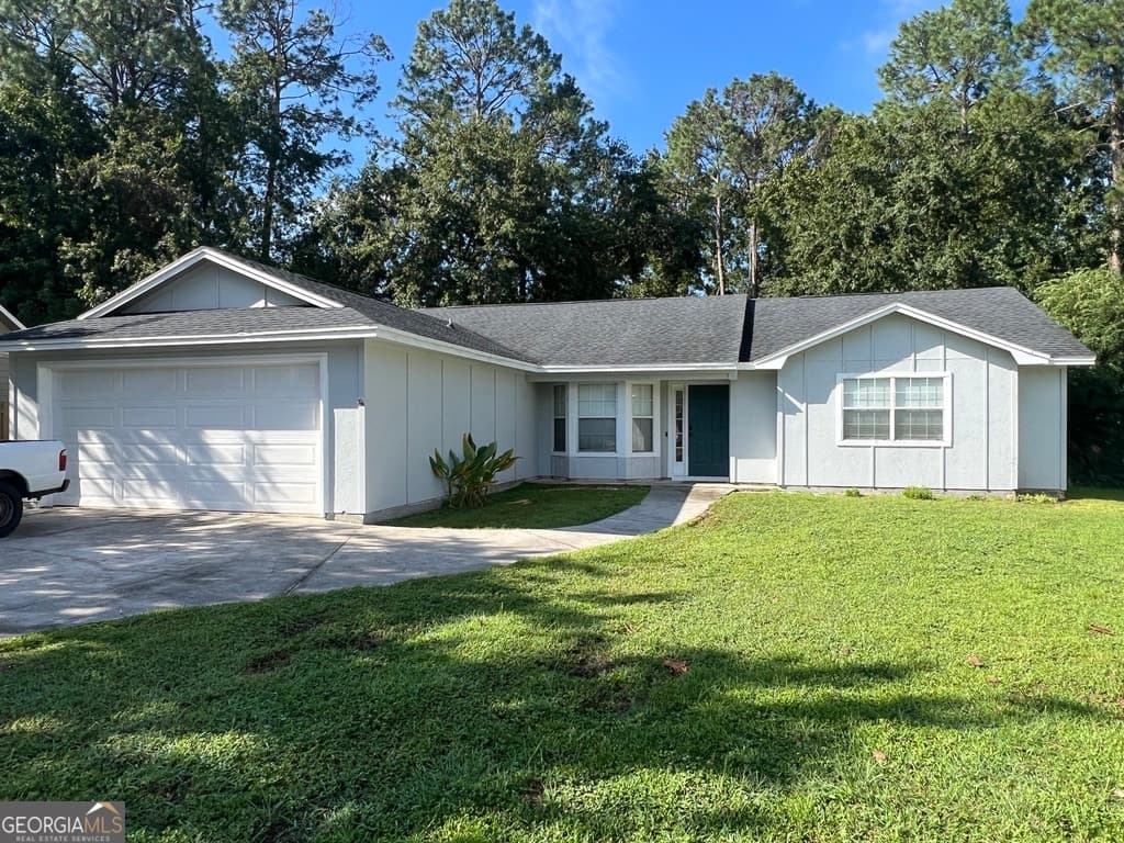 3 bedroom, 2 bathroom, 1,633 sq ft single family residence for rent at 308 Maggie Way, St. Marys, GA 31558 for $2,150 a month — photo 1 of 1