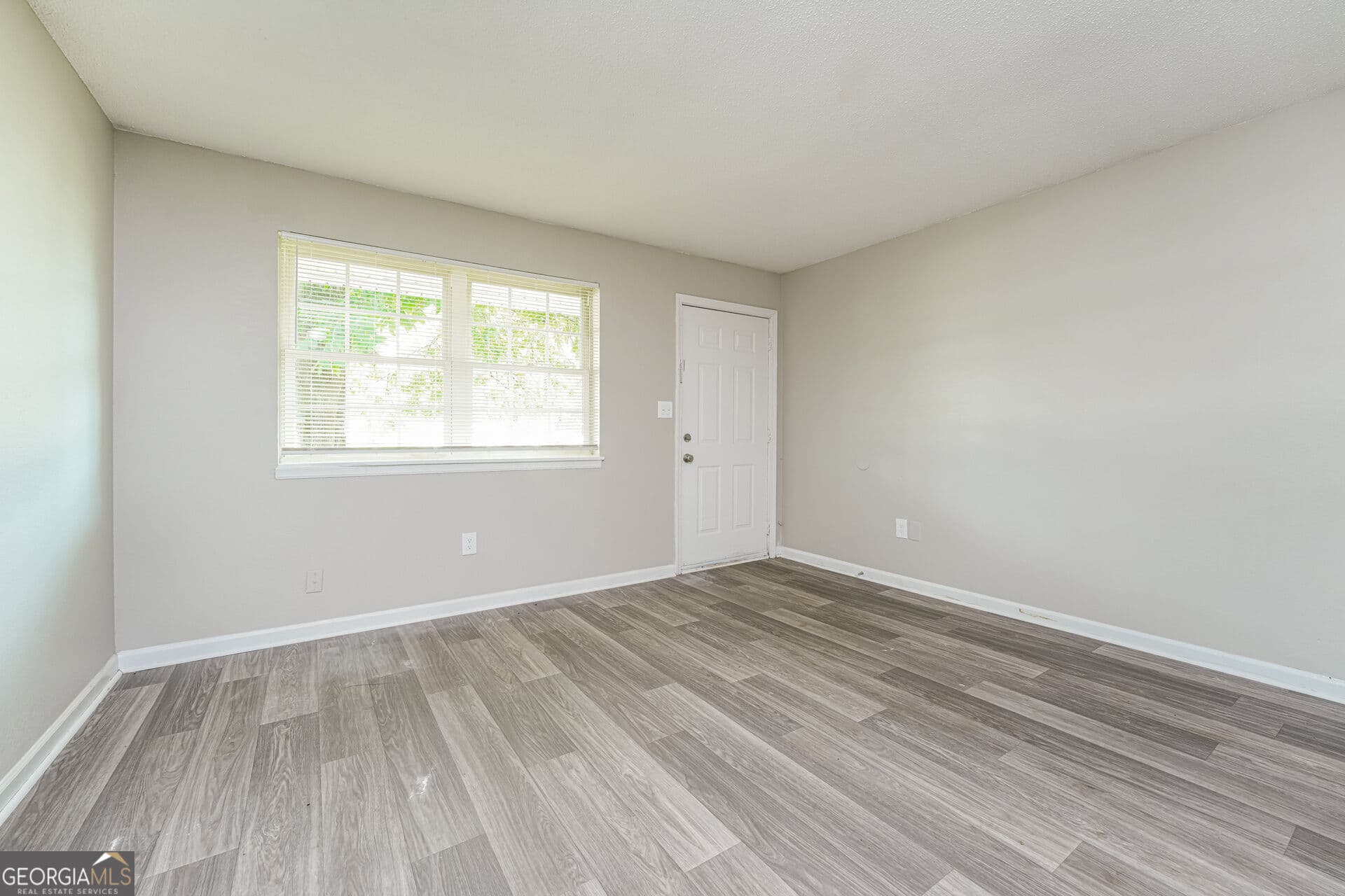 2 bedroom, 1 bathroom, 864 sq ft duplex for rent at 165 Amethyst Drive, Athens, GA 30607 for $1,199 a month — photo 5