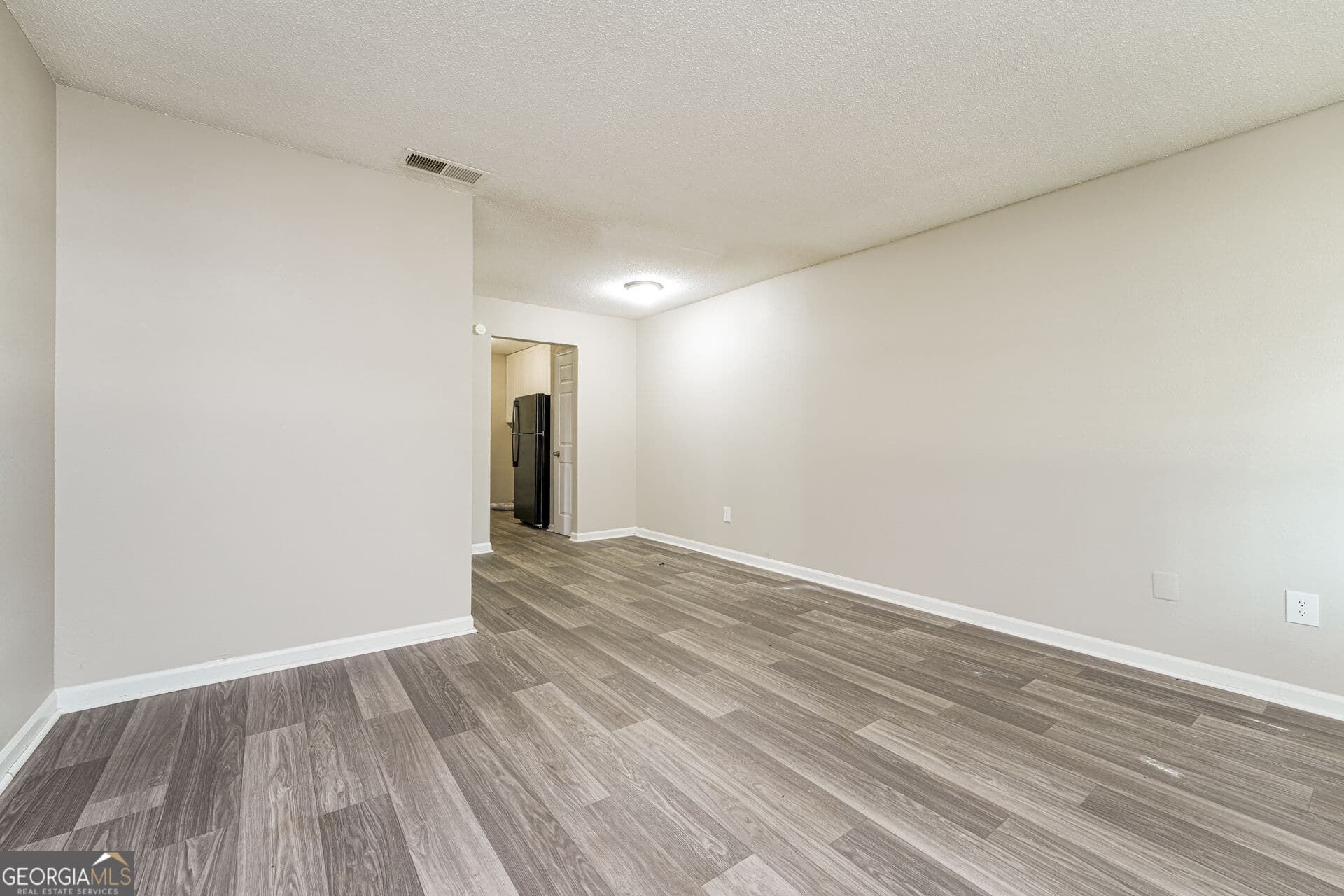 2 bedroom, 1 bathroom, 864 sq ft duplex for rent at 165 Amethyst Drive, Athens, GA 30607 for $1,199 a month — photo 4