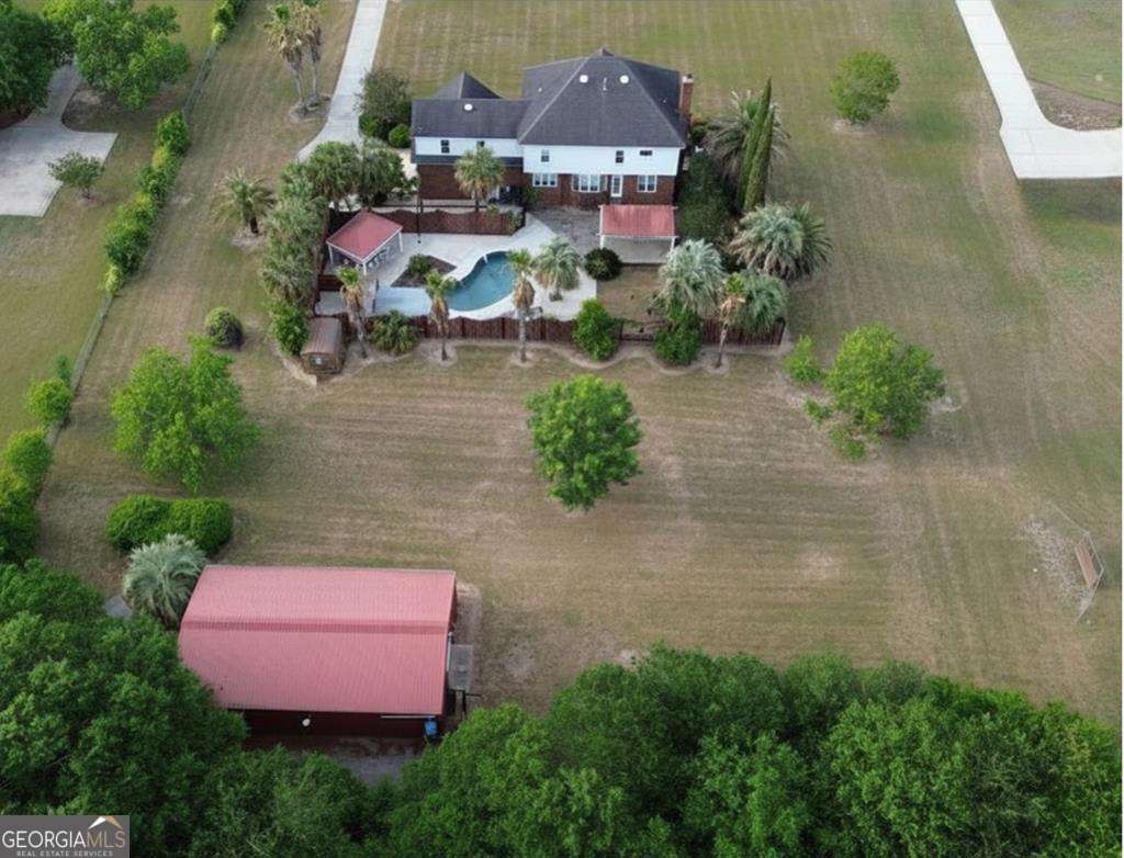 4 bedroom, 2.5 bathroom single family residence for sale at 117 Robin Ridge, Fitzgerald, GA 31750 — photo 3