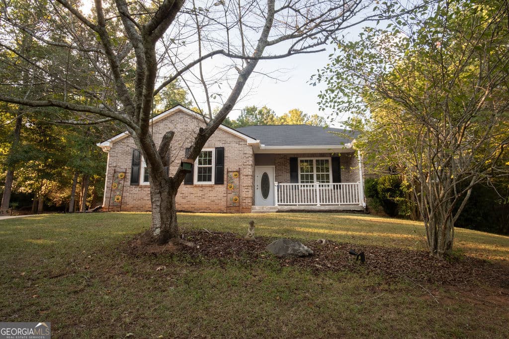 4 bedroom, 3.5 bathroom, 3,095 sq ft single family residence for sale at 291 Brickleberry Ridge, Athens, GA 30605 — photo 2