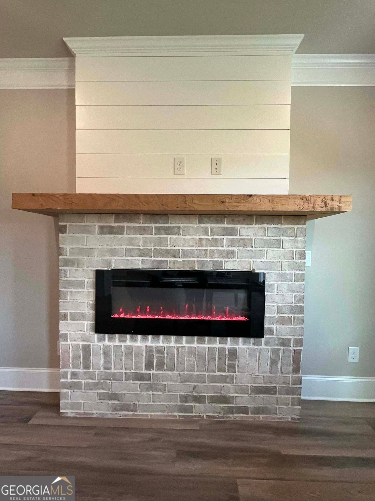 3 bedroom, 2.5 bathroom, 1,803 sq ft townhouse for sale at 45 Creekside Commons Drive, Hoschton, GA 30548 — photo 7