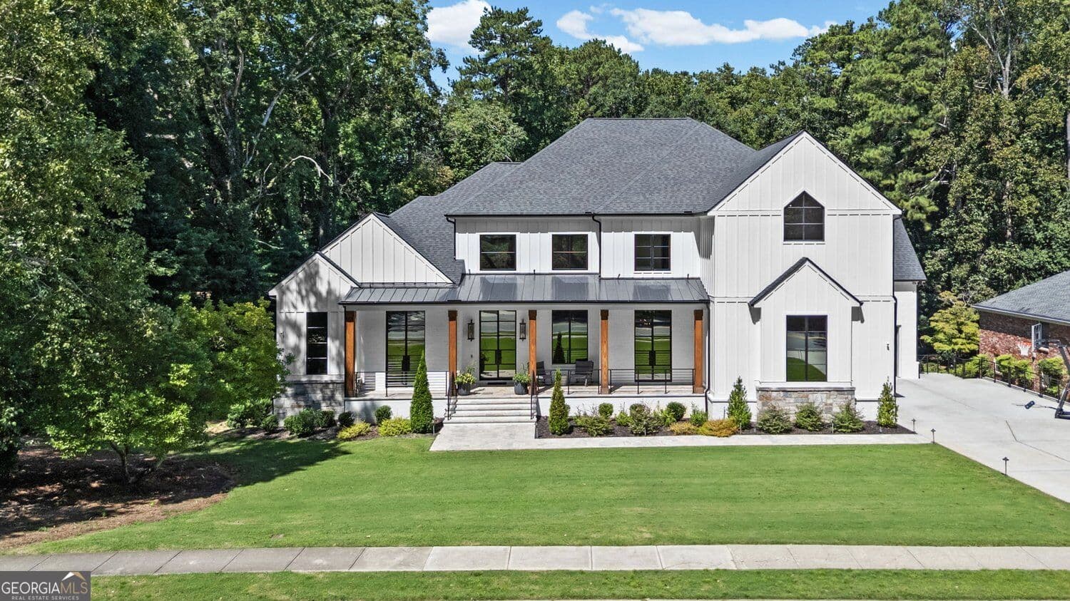 8 bedroom, 9 bathroom, 10,026 sq ft single family residence for sale at 575 Indian Hills Parkway, Marietta, GA 30068 — photo 7
