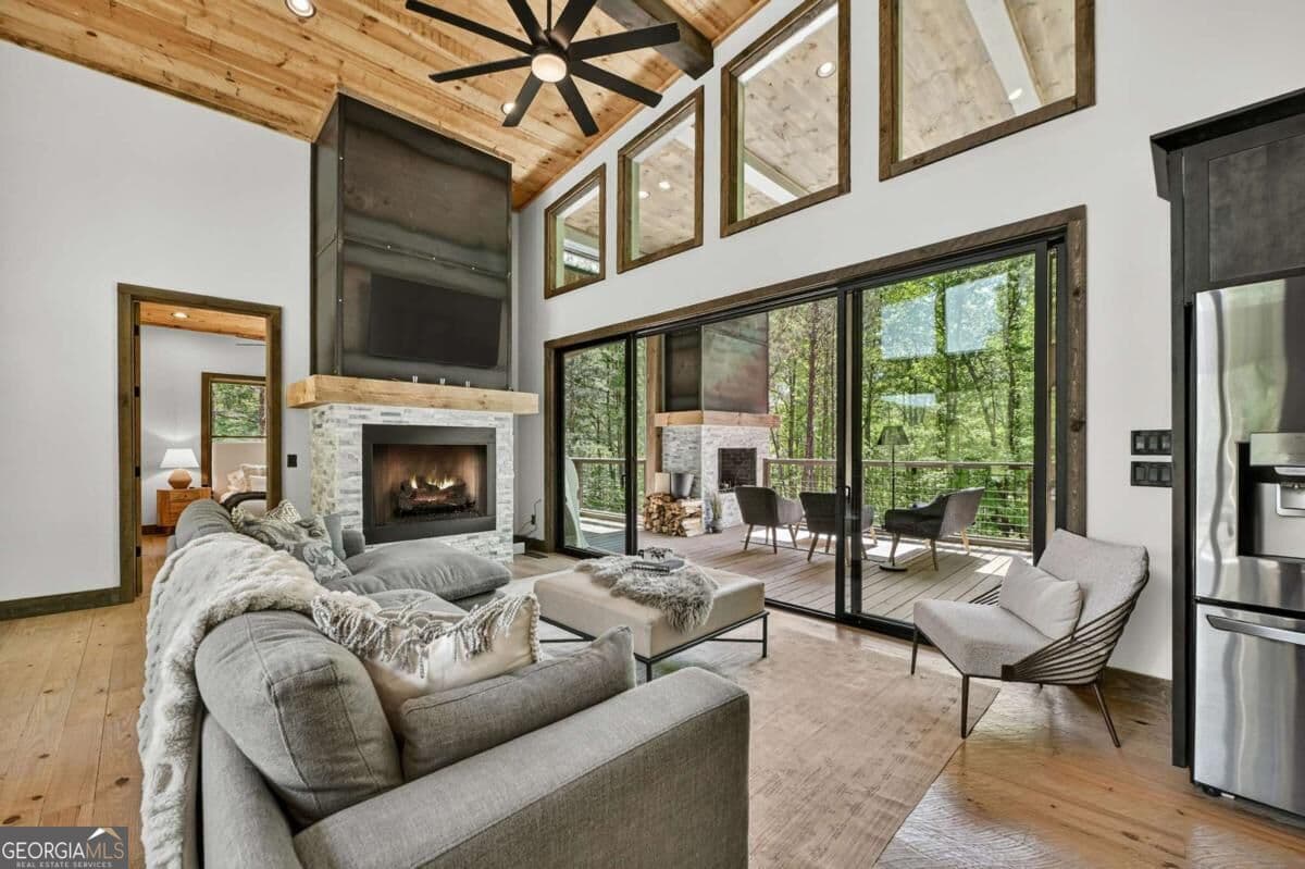 3 bedroom, 3.5 bathroom, 2,548 sq ft single family residence for sale at 197 Tipton Court, Cherry Log, GA 30522 — photo 10