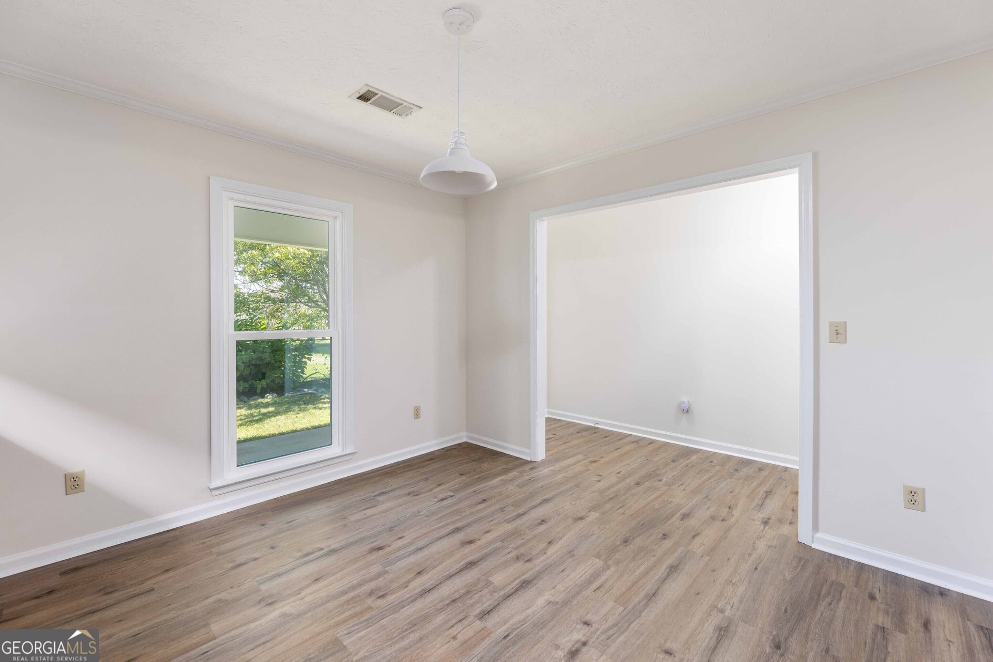 3 bedroom, 2 bathroom, 1,674 sq ft single family residence for sale at 10 GABRIEL Road, Fort Mitchell, AL 36856 — photo 10