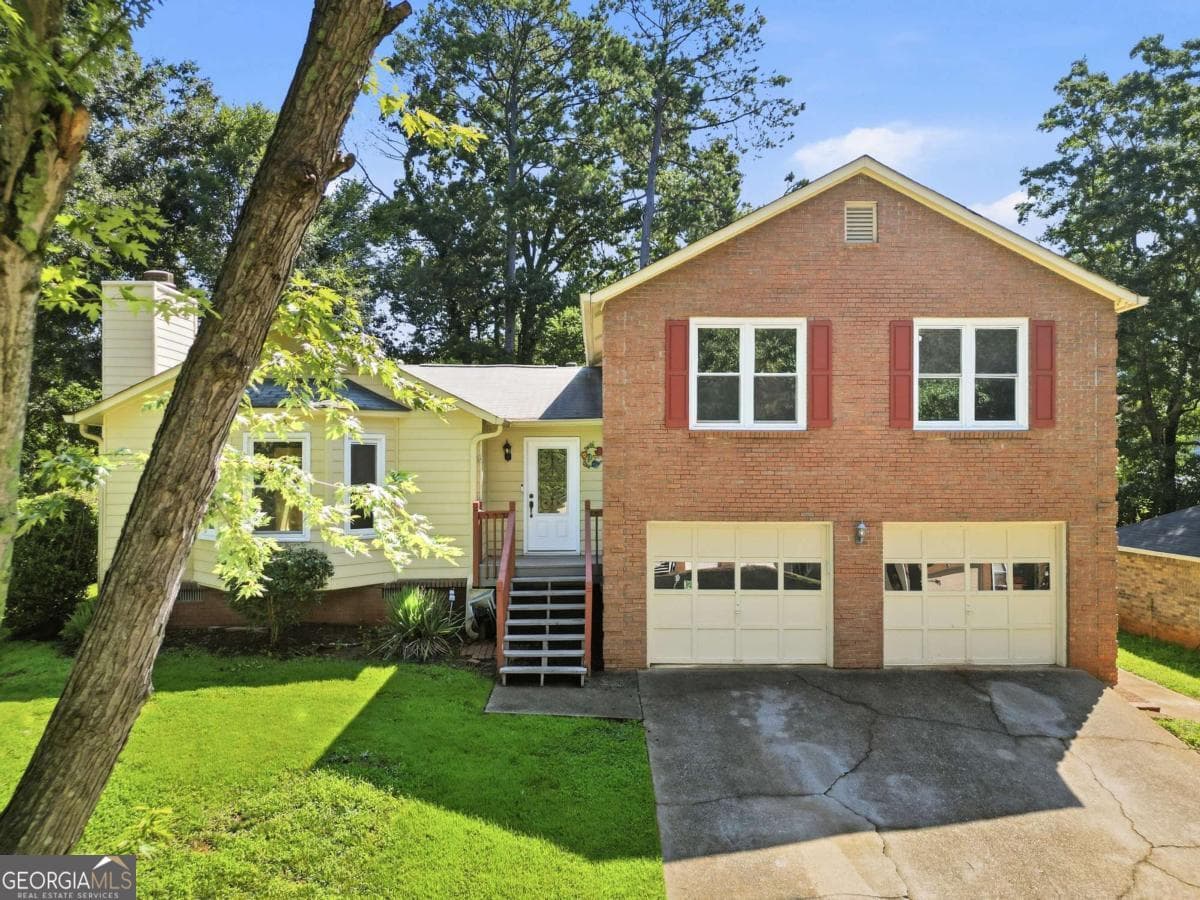 4 bedroom, 3 bathroom single family residence for sale at 440 Hunters Cove Court, Lawrenceville, GA 30044