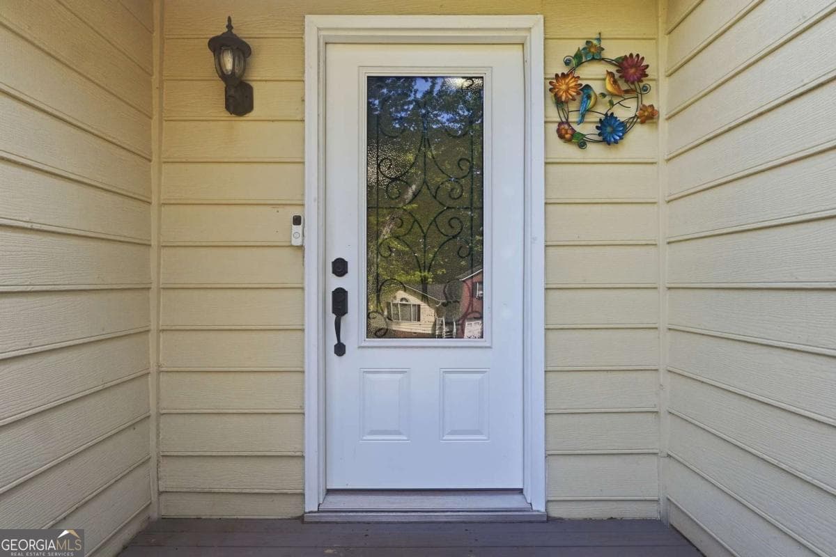4 bedroom, 3 bathroom single family residence for sale at 440 Hunters Cove Court, Lawrenceville, GA 30044 — photo 4