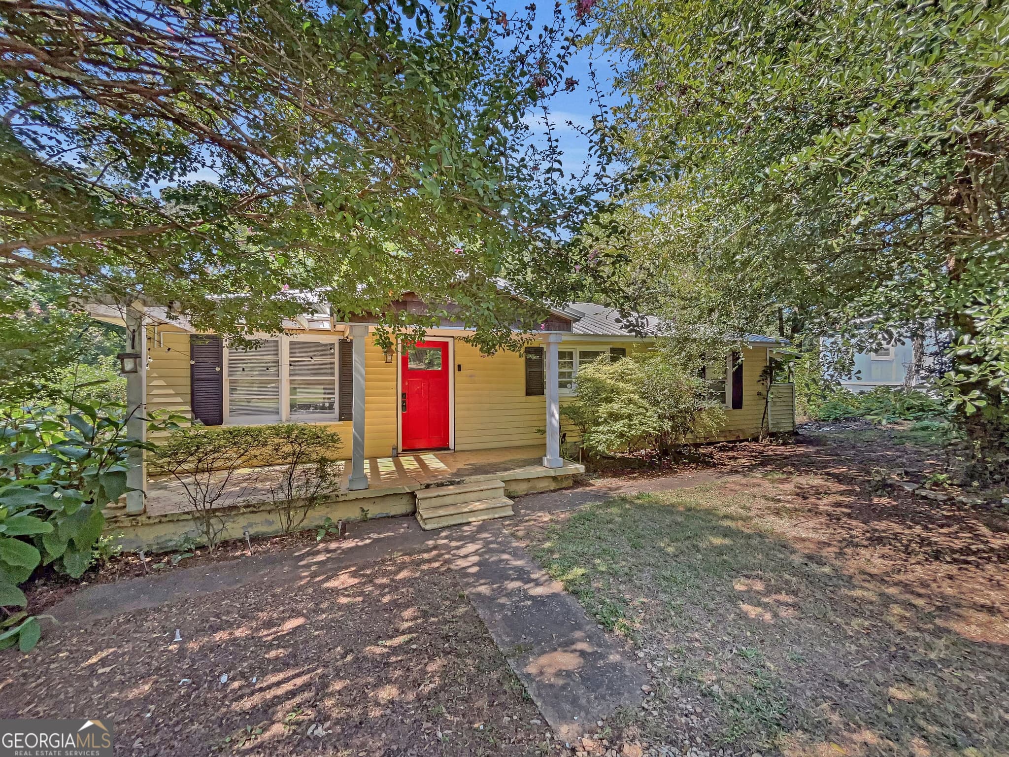 3 bedroom, 1 bathroom, 968 sq ft single family residence for sale at 1748 E Broad Street, Athens, GA 30601 — photo 2