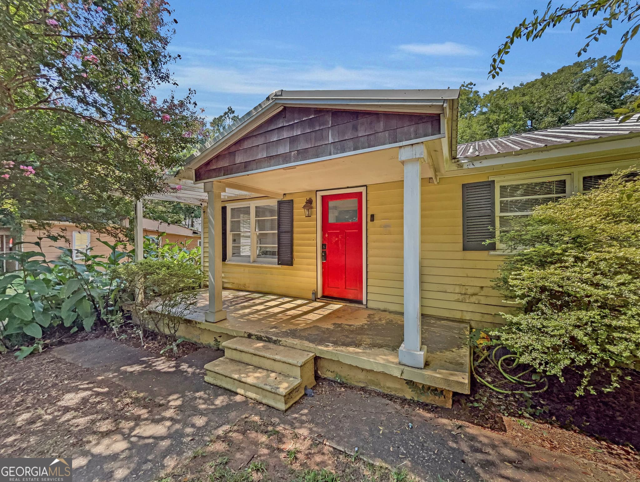 3 bedroom, 1 bathroom, 968 sq ft single family residence for sale at 1748 E Broad Street, Athens, GA 30601 — photo 3