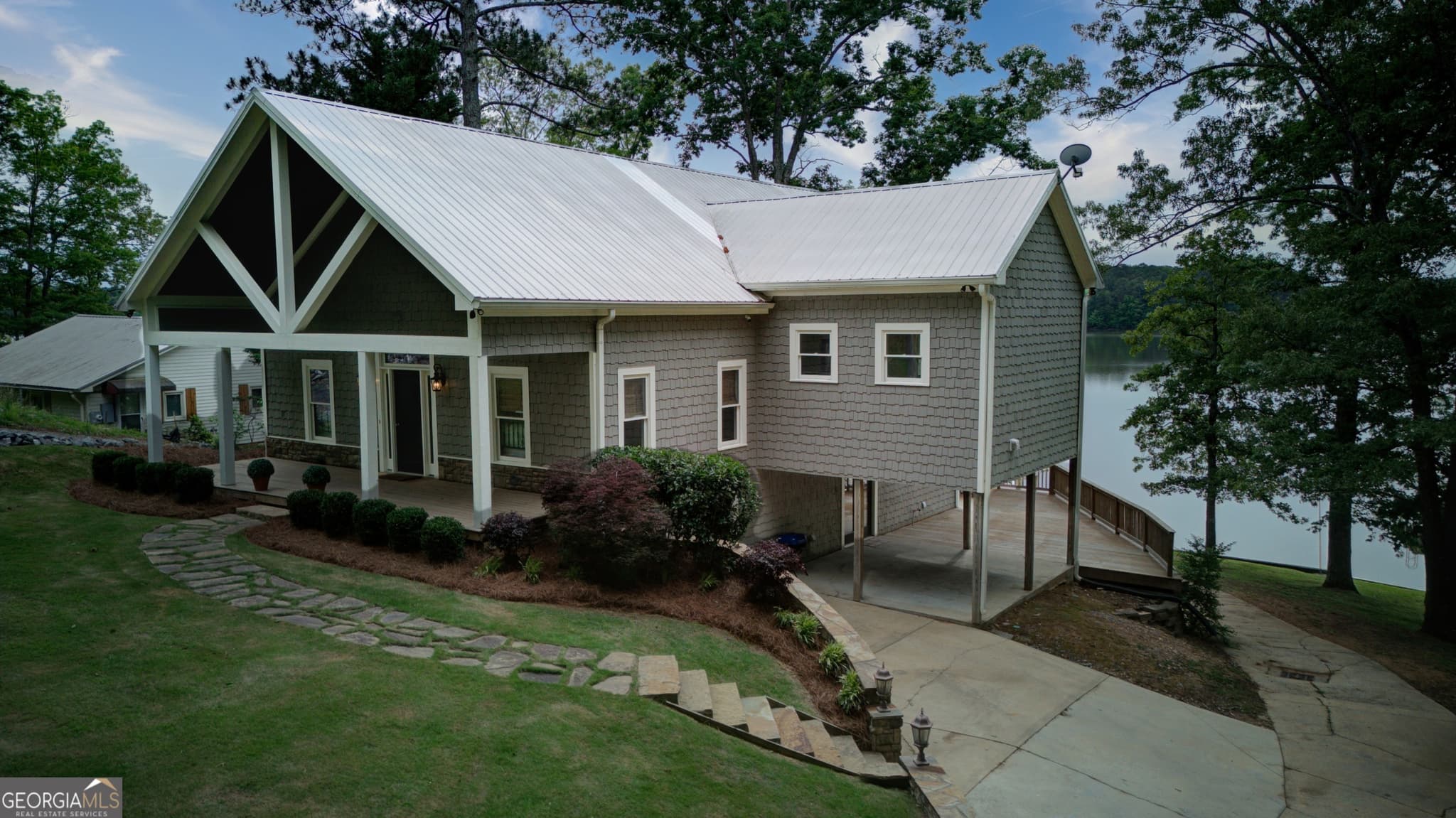 3 bedroom, 4 bathroom, 3,827 sq ft single family residence sold at 540 County Road 40, Centre, AL 35960
