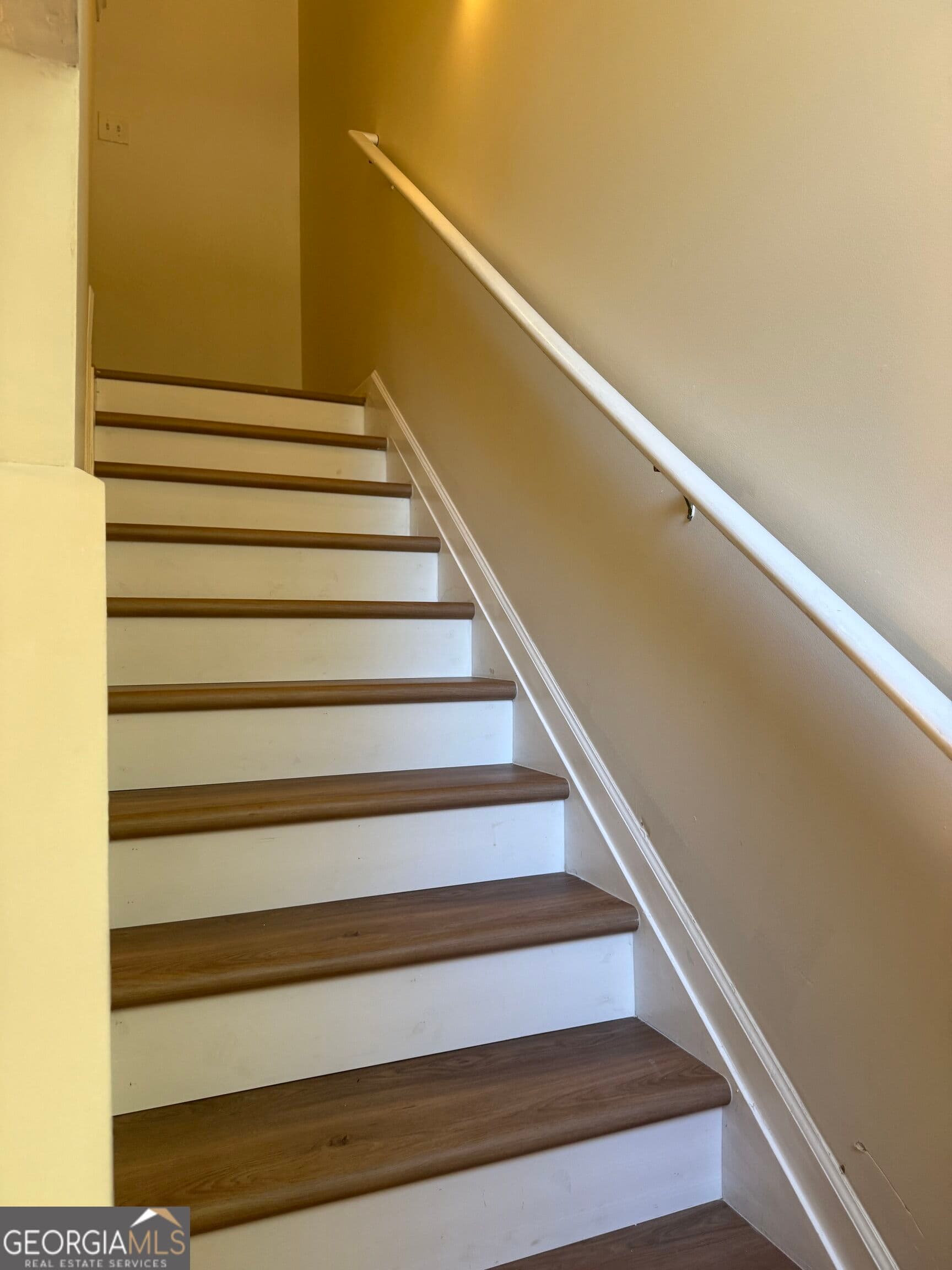 3 bedroom, 2.5 bathroom, 1,612 sq ft townhouse for rent at 843 Rozie Way, Atlanta, GA 30331 for $2,200 a month — photo 6