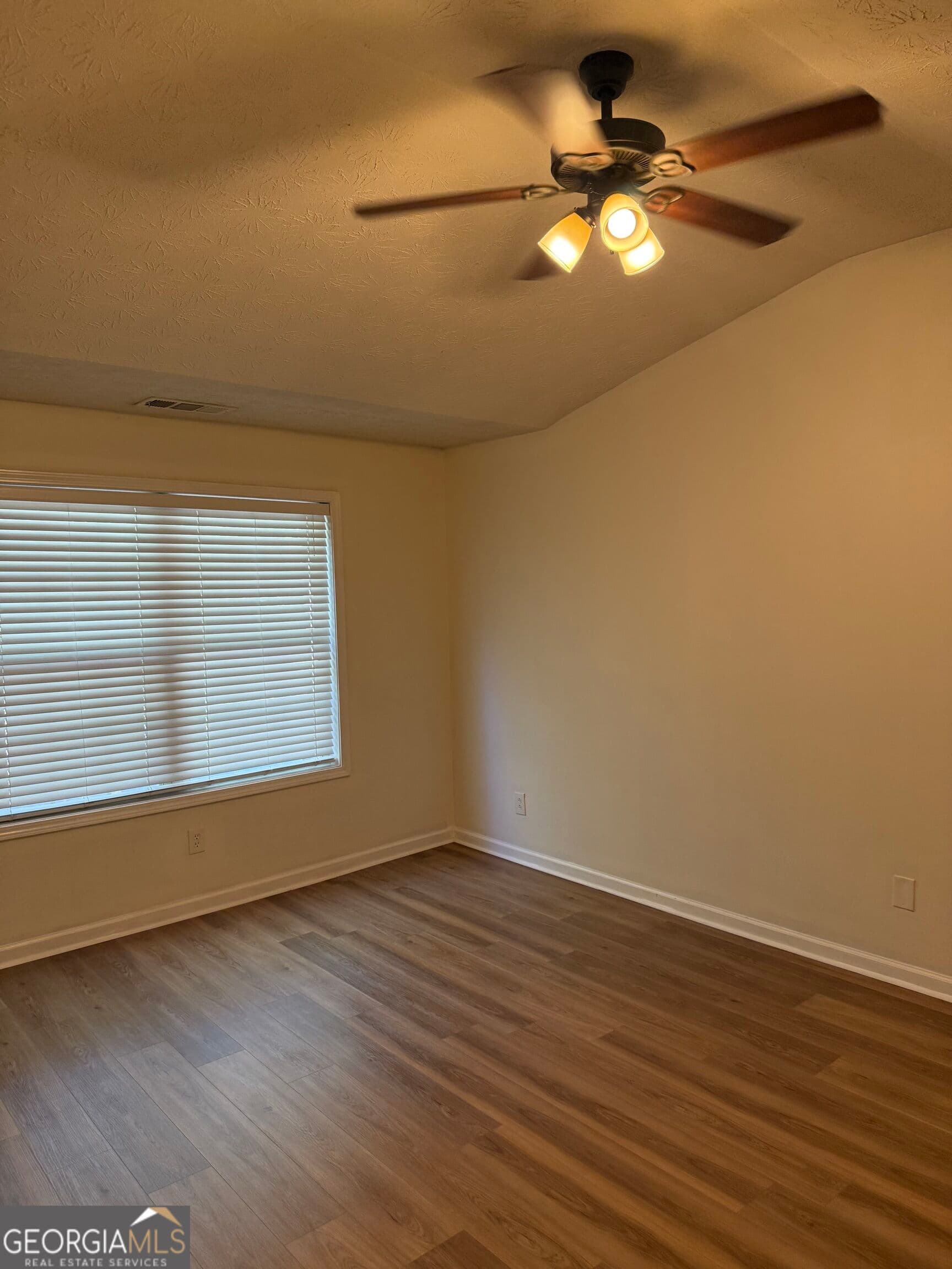 3 bedroom, 2.5 bathroom, 1,612 sq ft townhouse for rent at 843 Rozie Way, Atlanta, GA 30331 for $2,200 a month — photo 9