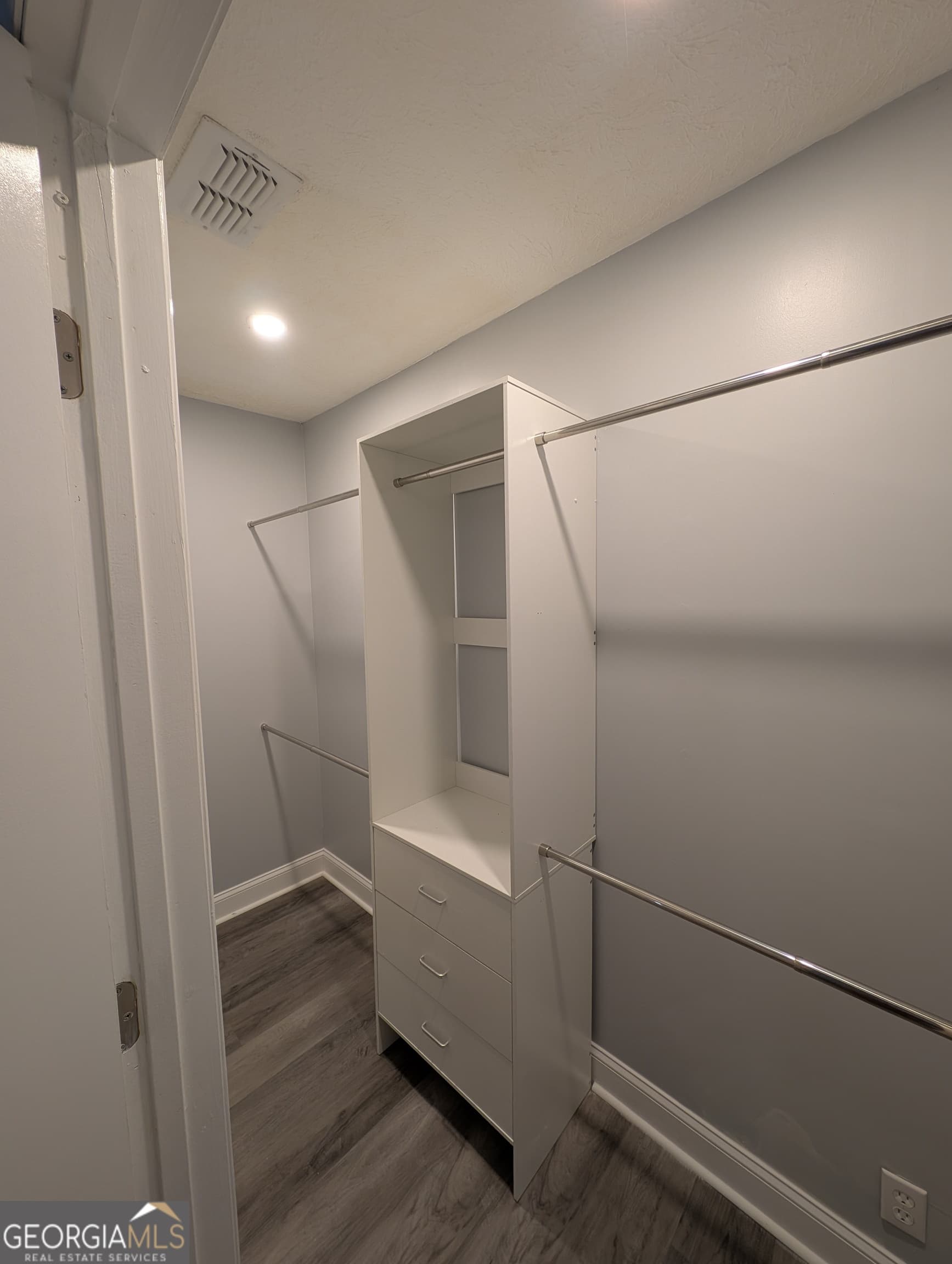 3 bedroom, 2 bathroom, 2,634 sq ft single family residence for sale at 11080 White House Parkway, Woodbury, GA 30293 — photo 9