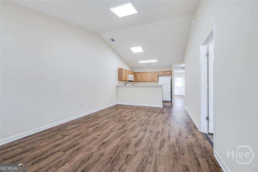 3 bedroom, 2 bathroom, 1,125 sq ft single family residence for sale at 1027 Wadley Circle, Rincon, GA 31326 — photo 5