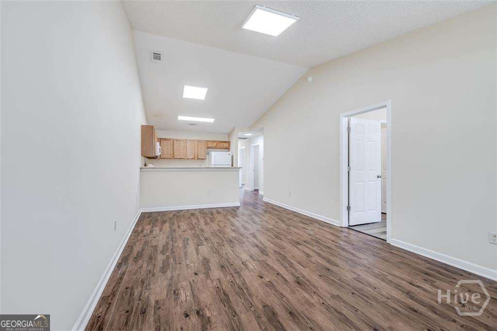 3 bedroom, 2 bathroom, 1,125 sq ft single family residence for sale at 1027 Wadley Circle, Rincon, GA 31326 — photo 4