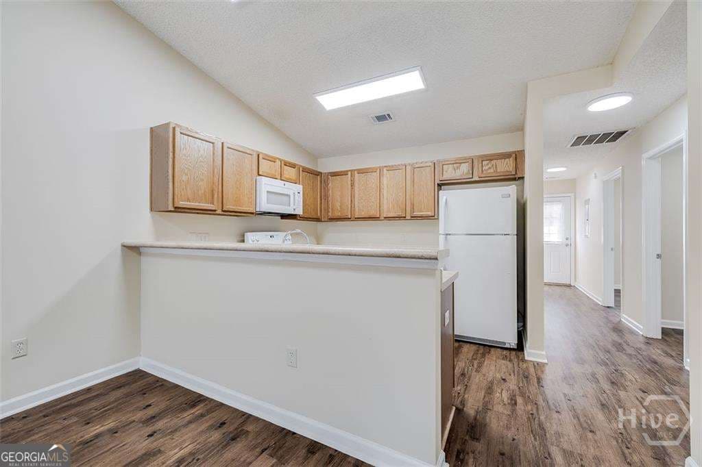 3 bedroom, 2 bathroom, 1,125 sq ft single family residence for sale at 1027 Wadley Circle, Rincon, GA 31326 — photo 8