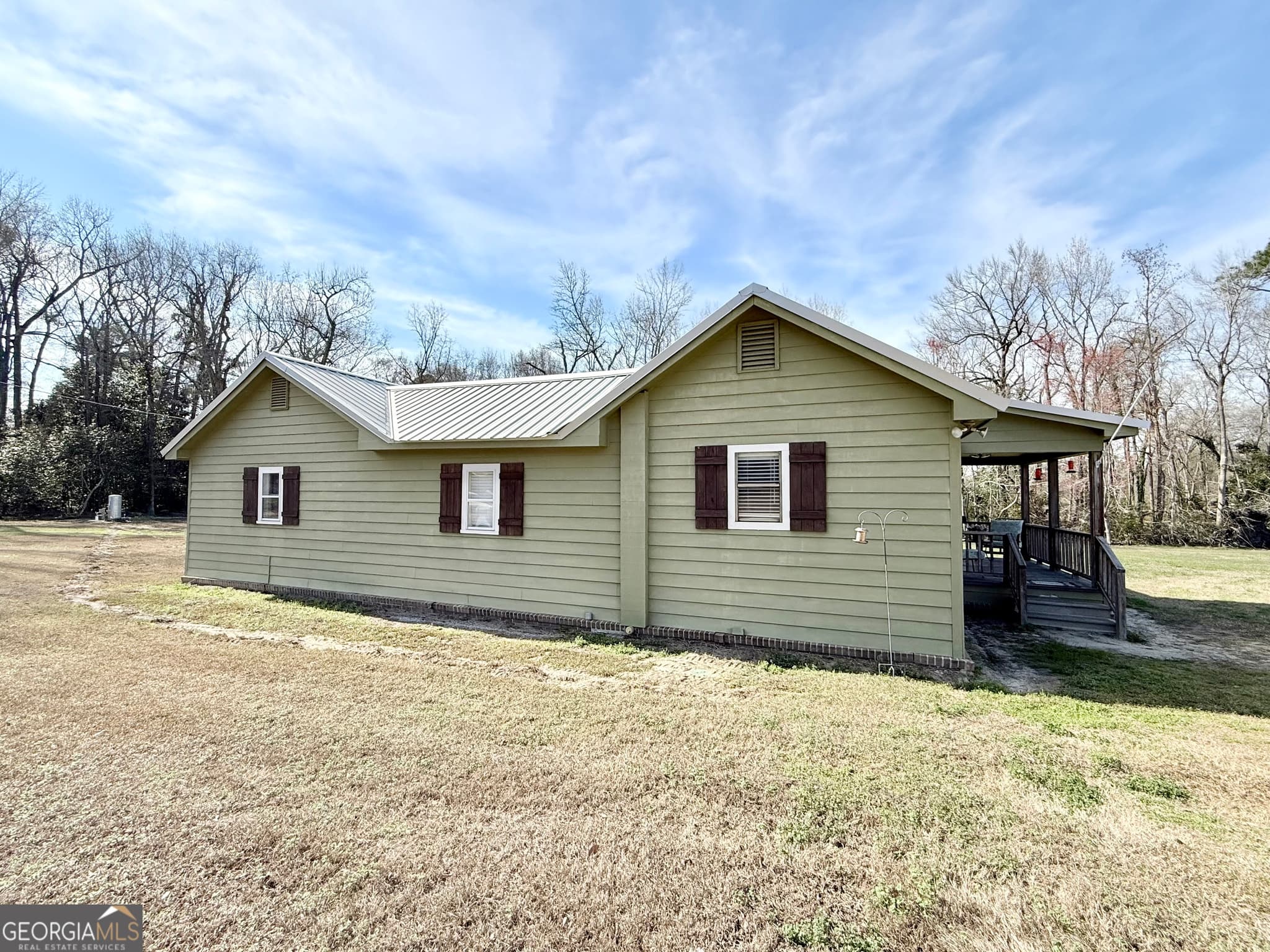 2 bedroom, 2 bathroom, 1,560 sq ft single family residence for sale at 247 Jim Hendrix Lane, Claxton, GA 30417 — photo 2