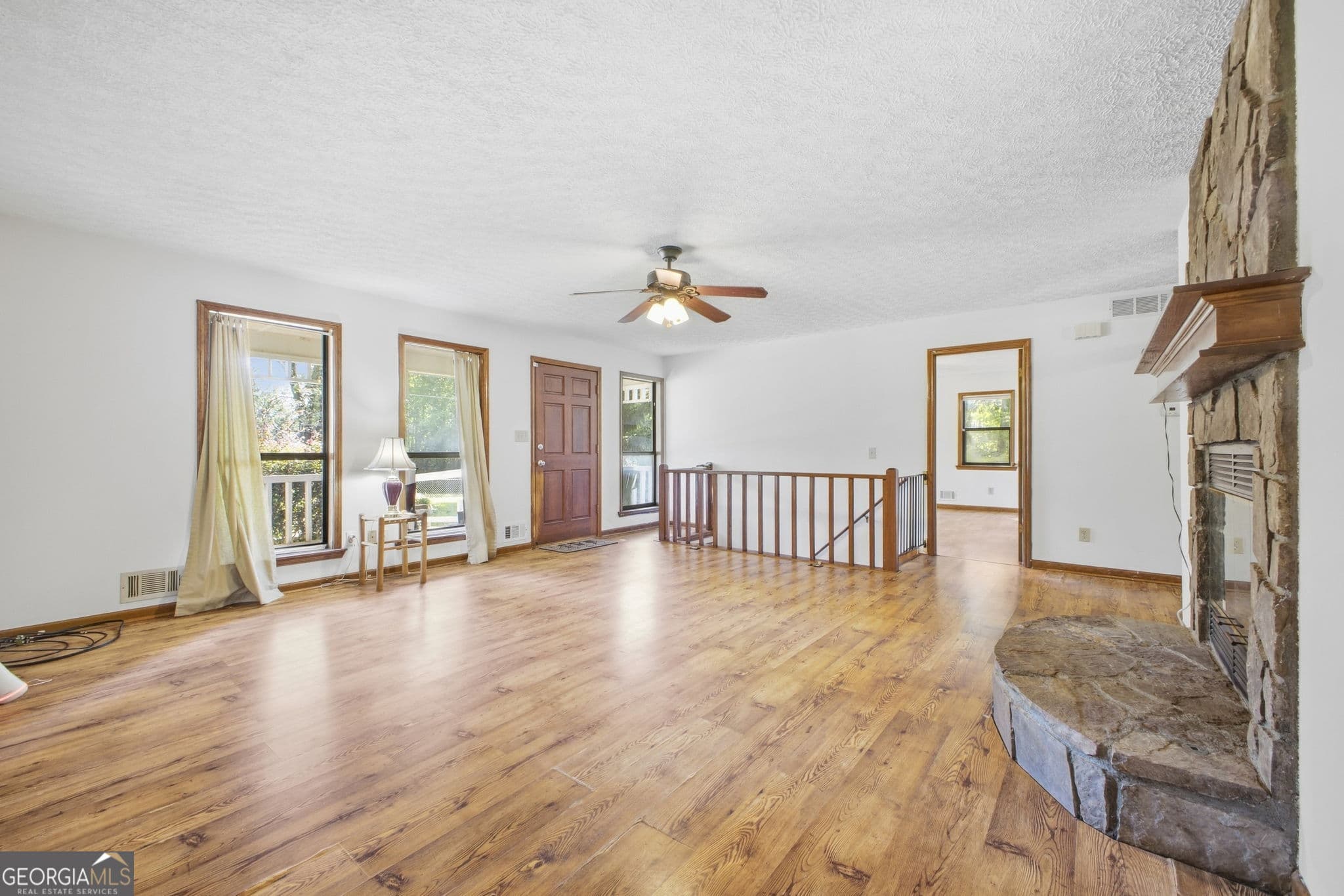 5 bedroom, 3 bathroom, 3,032 sq ft single family residence for sale at 1819 Winndale Road, Dallas, GA 30157 — photo 5