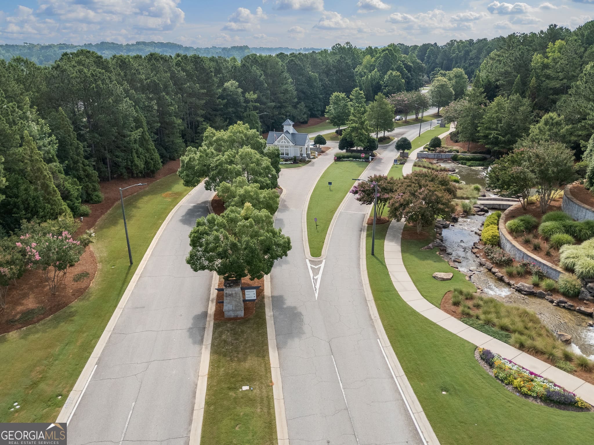 2 bedroom, 2 bathroom, 1,367 sq ft single family residence for sale at 208 Ravenna Drive, Griffin, GA 30223 — photo 4
