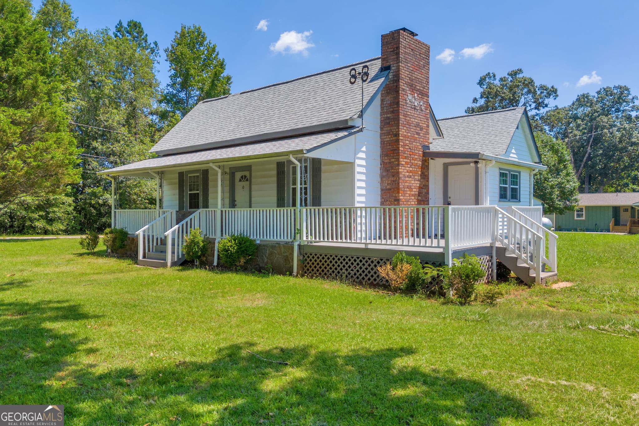 3 bedroom, 1 bathroom, 1,654 sq ft single family residence for sale at 303 Oak Way Drive, Eastanollee, GA 30538 — photo 6