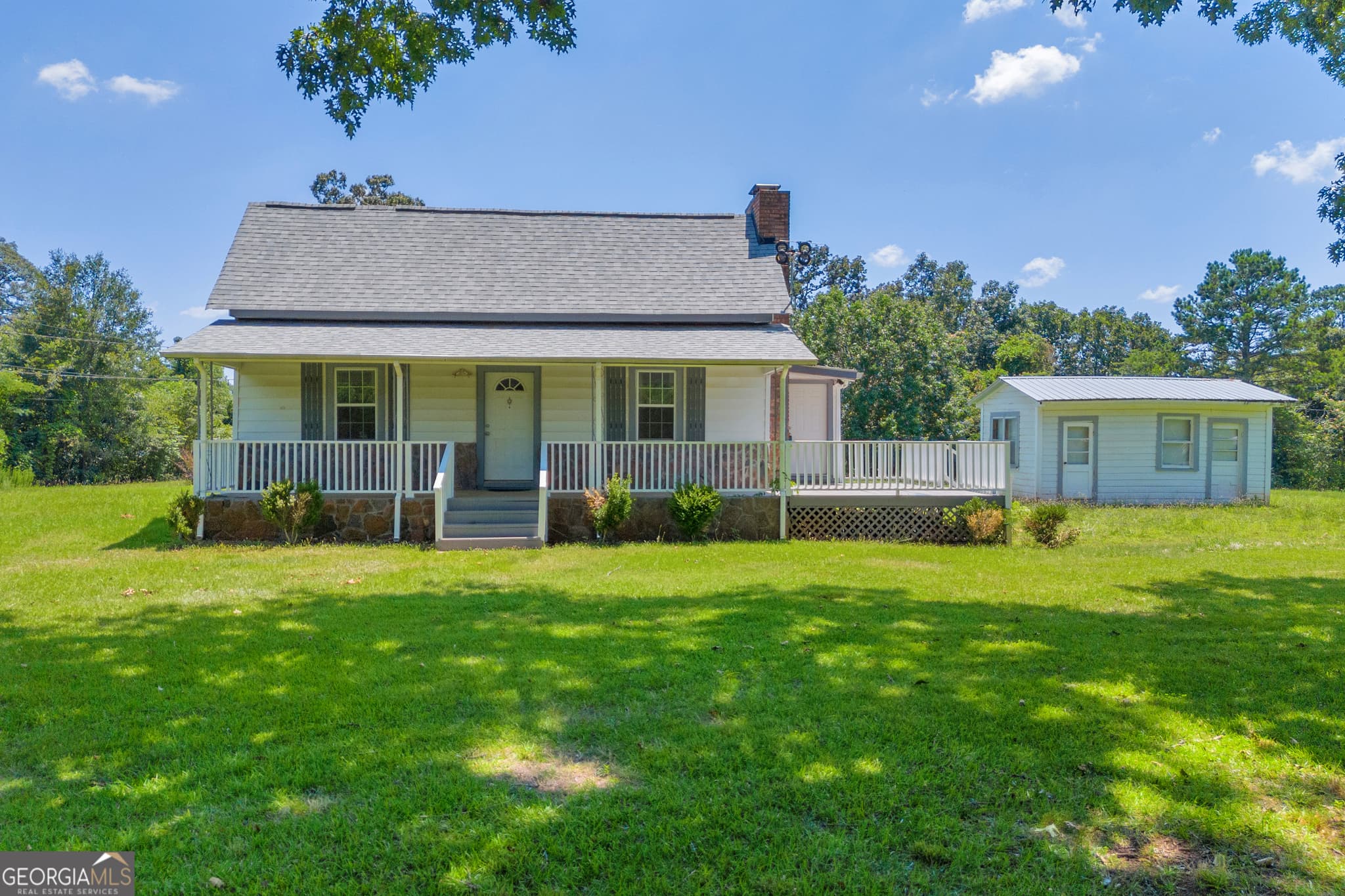 3 bedroom, 1 bathroom, 1,654 sq ft single family residence for sale at 303 Oak Way Drive, Eastanollee, GA 30538 — photo 5