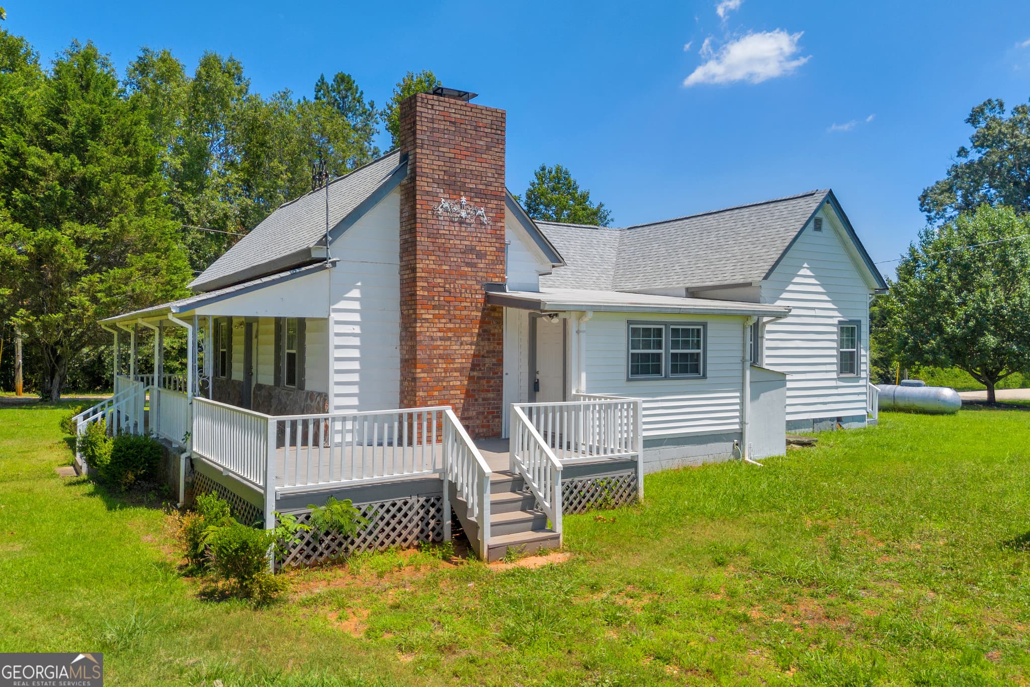3 bedroom, 1 bathroom, 1,654 sq ft single family residence for sale at 303 Oak Way Drive, Eastanollee, GA 30538 — photo 8