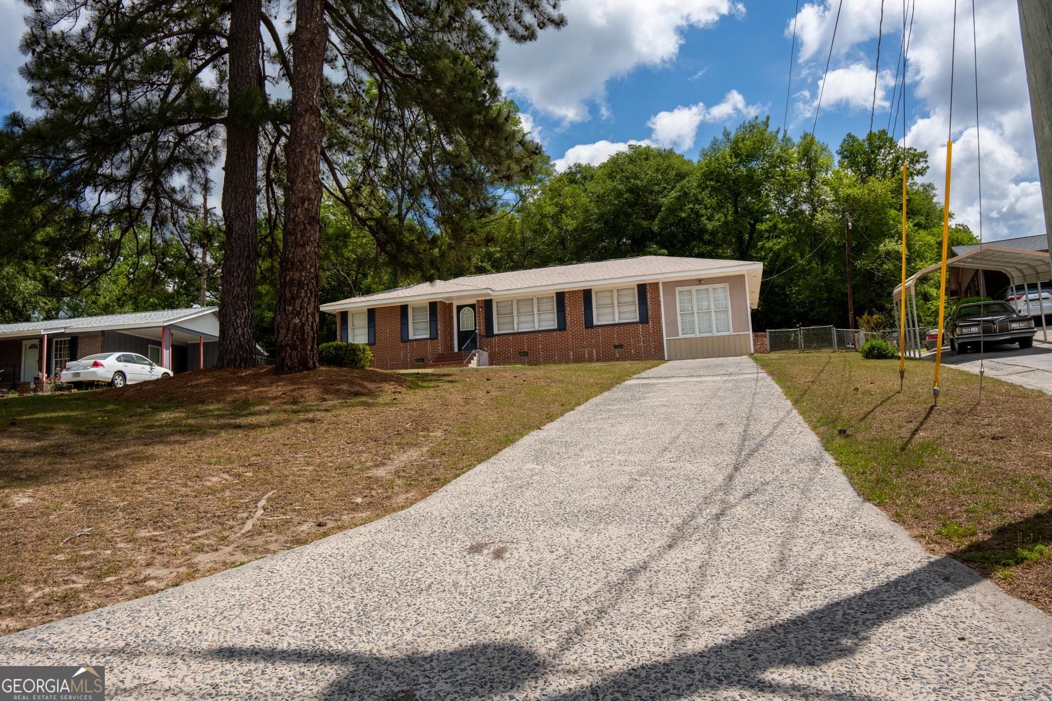 4 bedroom, 1.5 bathroom, 1,724 sq ft single family residence for sale at 3319 Mohawk Road, Macon, GA 31217 — photo 2