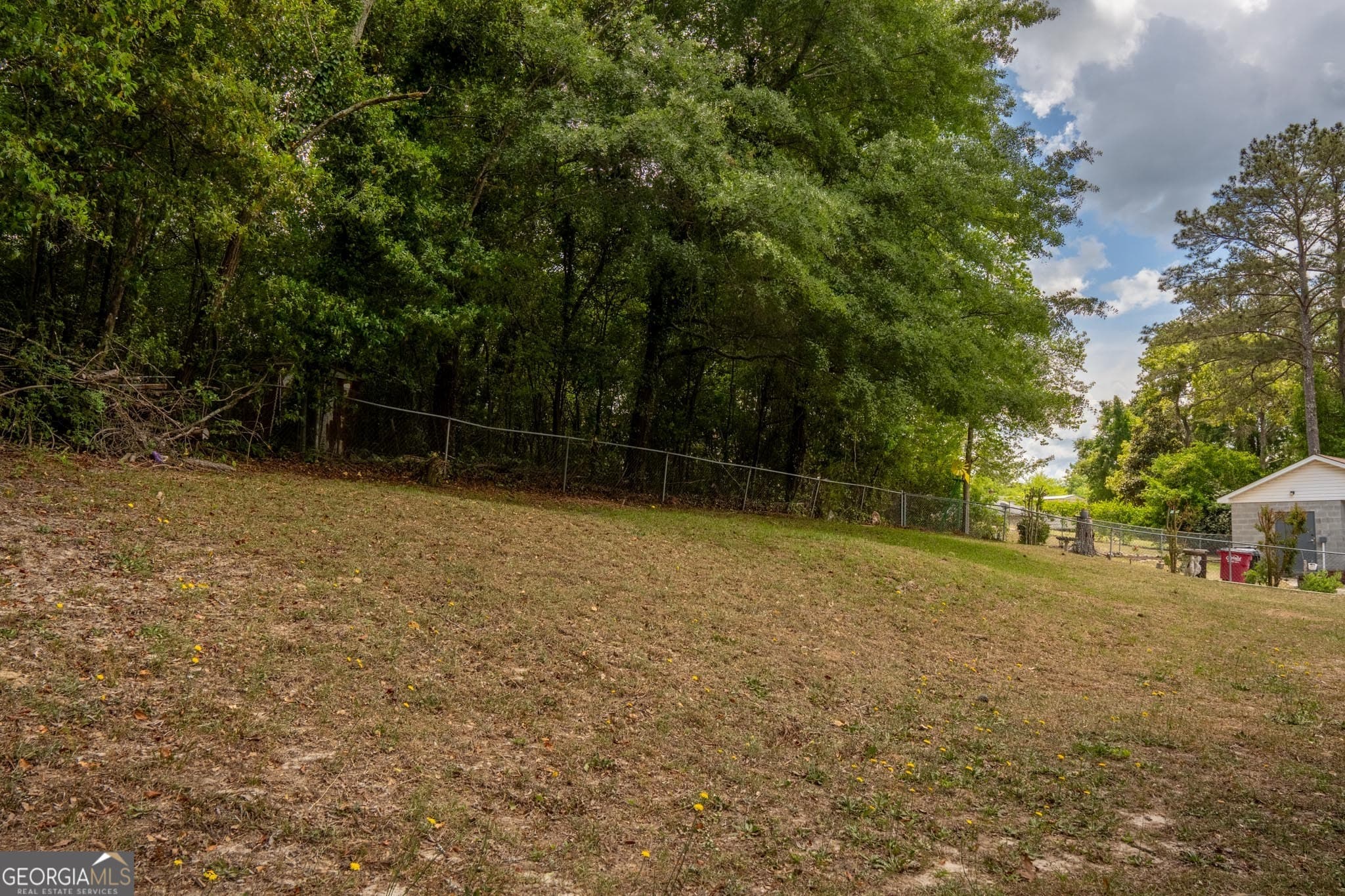4 bedroom, 1.5 bathroom, 1,724 sq ft single family residence for sale at 3319 Mohawk Road, Macon, GA 31217 — photo 7