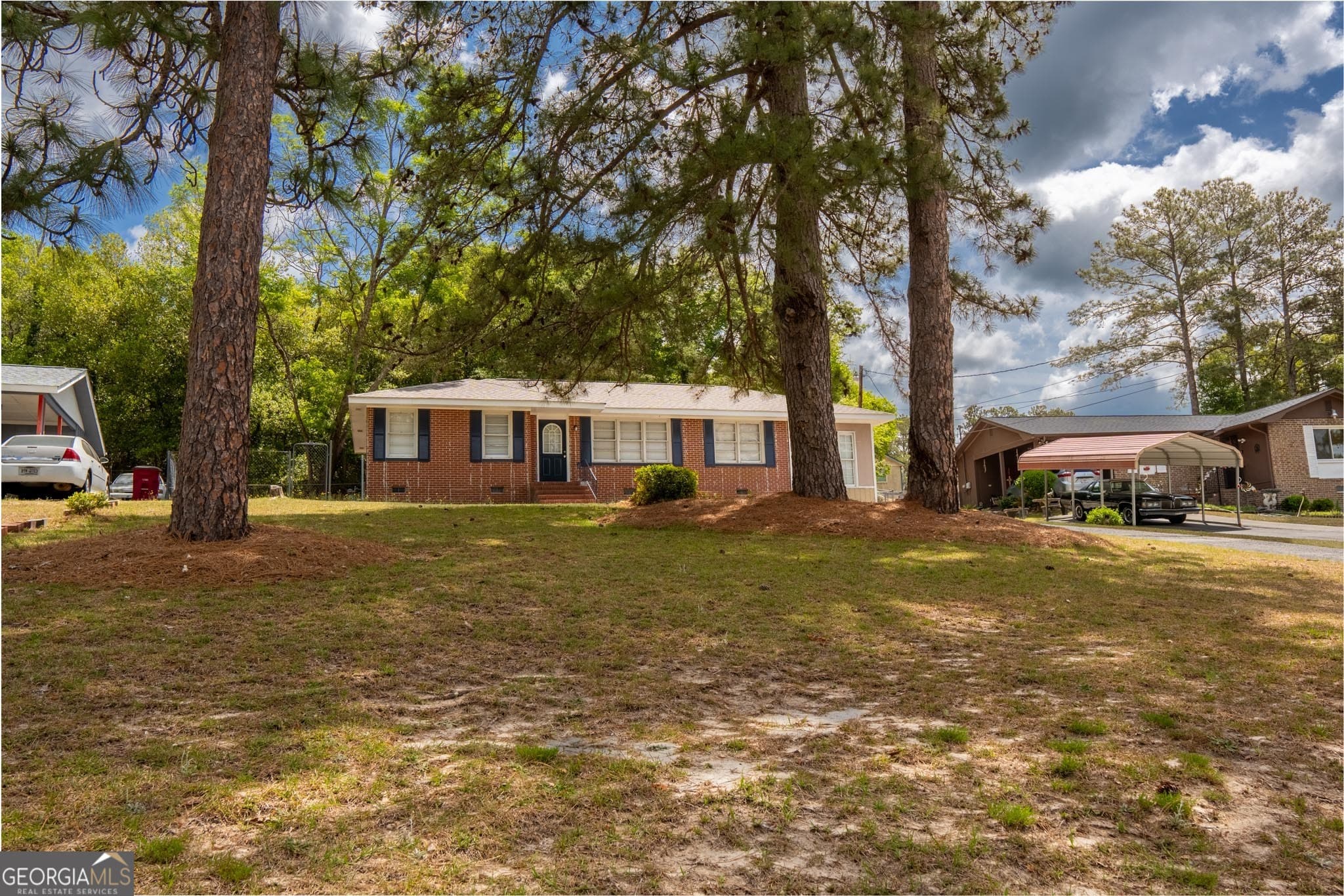 4 bedroom, 1.5 bathroom, 1,724 sq ft single family residence for sale at 3319 Mohawk Road, Macon, GA 31217 — photo 3