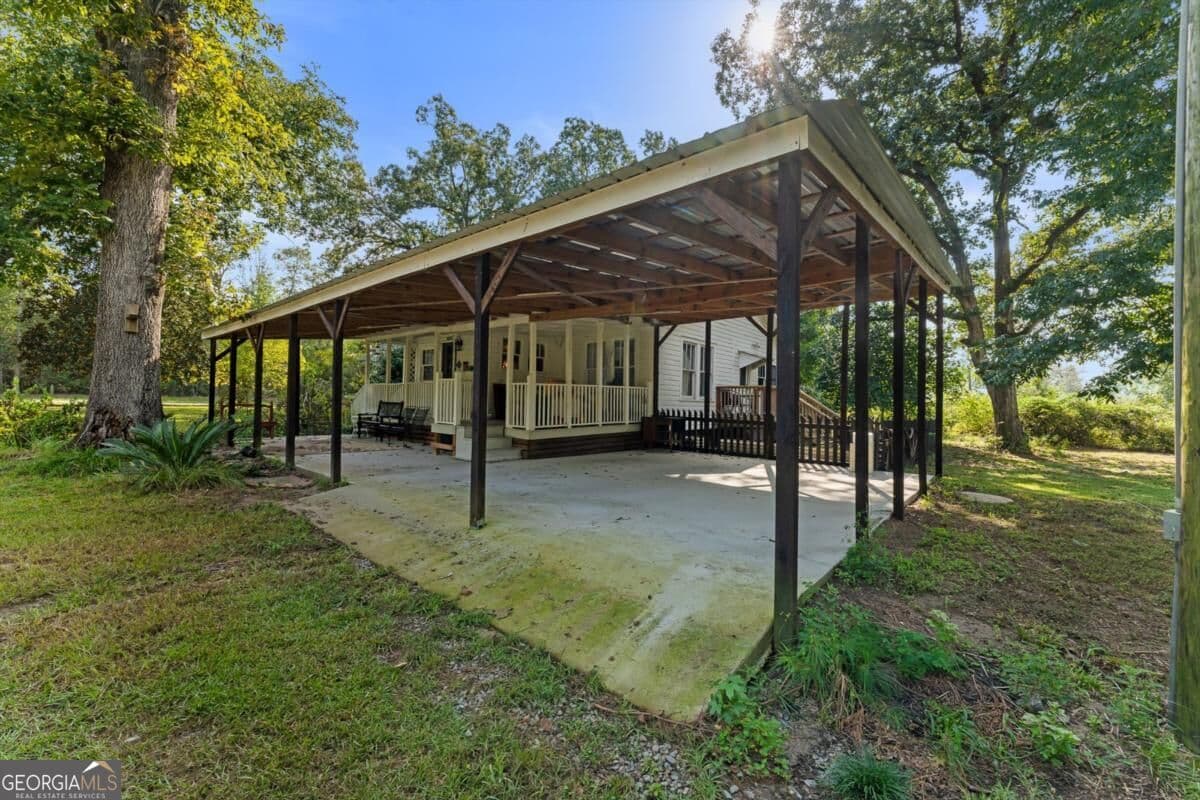 3 bedroom, 2 bathroom, 1,356 sq ft single family residence for sale at 314 Long Bridge Road, Springfield, GA 31329 — photo 6