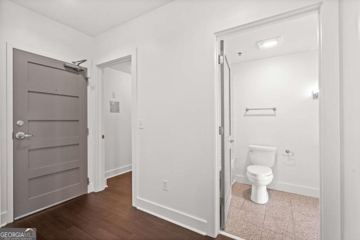 2 bedroom, 2 bathroom, 1,256 sq ft condominium for rent at 1100 Howell Mill Road 212, Atlanta, GA 30318 for $3,250 a month — photo 6