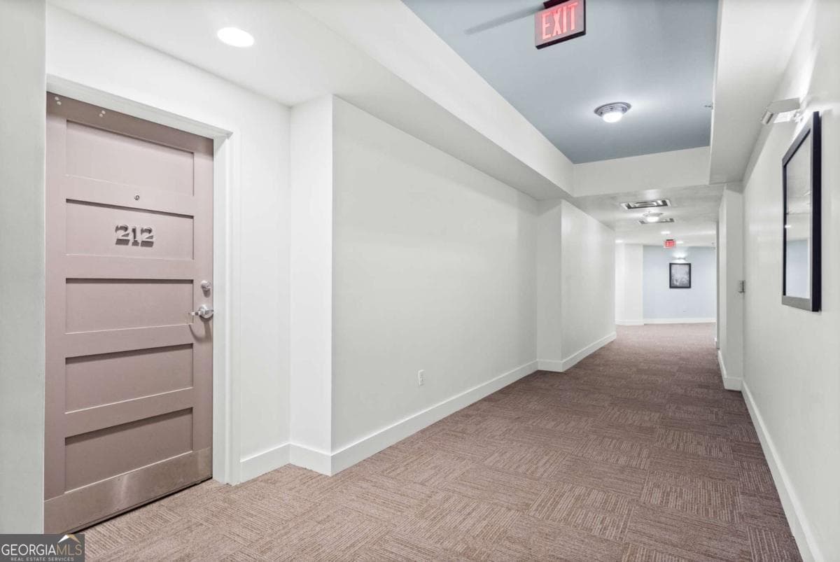 2 bedroom, 2 bathroom, 1,256 sq ft condominium for rent at 1100 Howell Mill Road 212, Atlanta, GA 30318 for $3,250 a month — photo 4