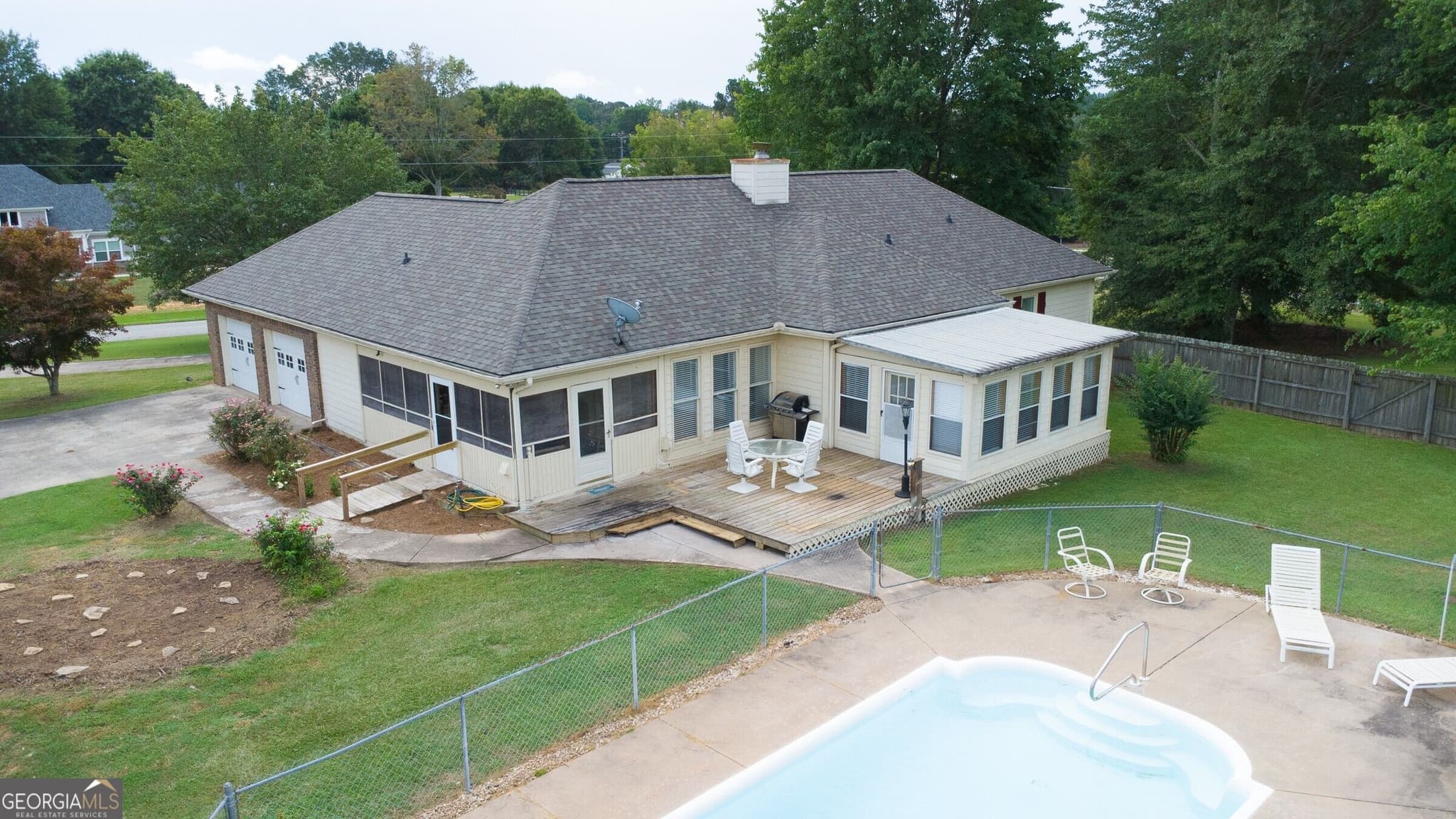4 bedroom, 3.5 bathroom single family residence for sale at 7525 Blacks Mill Road, Dawsonville, GA 30534 — photo 5