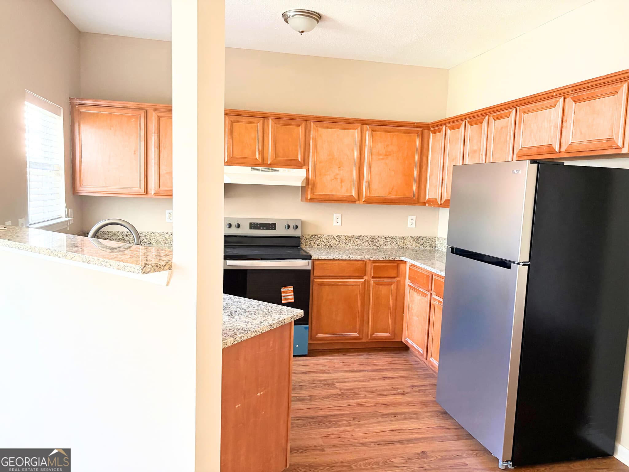 3 bedroom, 2.5 bathroom, 1,608 sq ft townhouse for rent at 11315 Michelle Way, Hampton, GA 30228 for $1,700 a month — photo 5