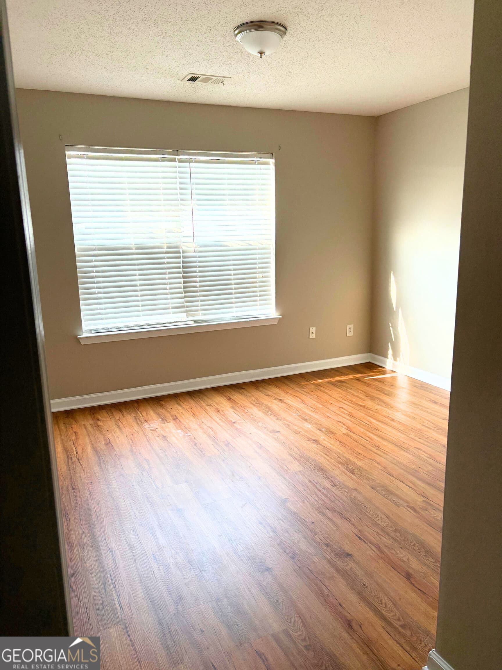3 bedroom, 2.5 bathroom, 1,608 sq ft townhouse for rent at 11315 Michelle Way, Hampton, GA 30228 for $1,700 a month — photo 10