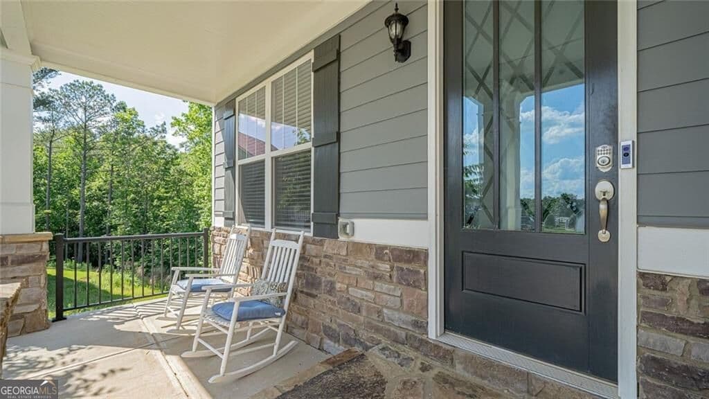 6 bedroom, 5 bathroom, 4,259 sq ft single family residence for sale at 37 New Kent Court, Villa Rica, GA 30180 — photo 2