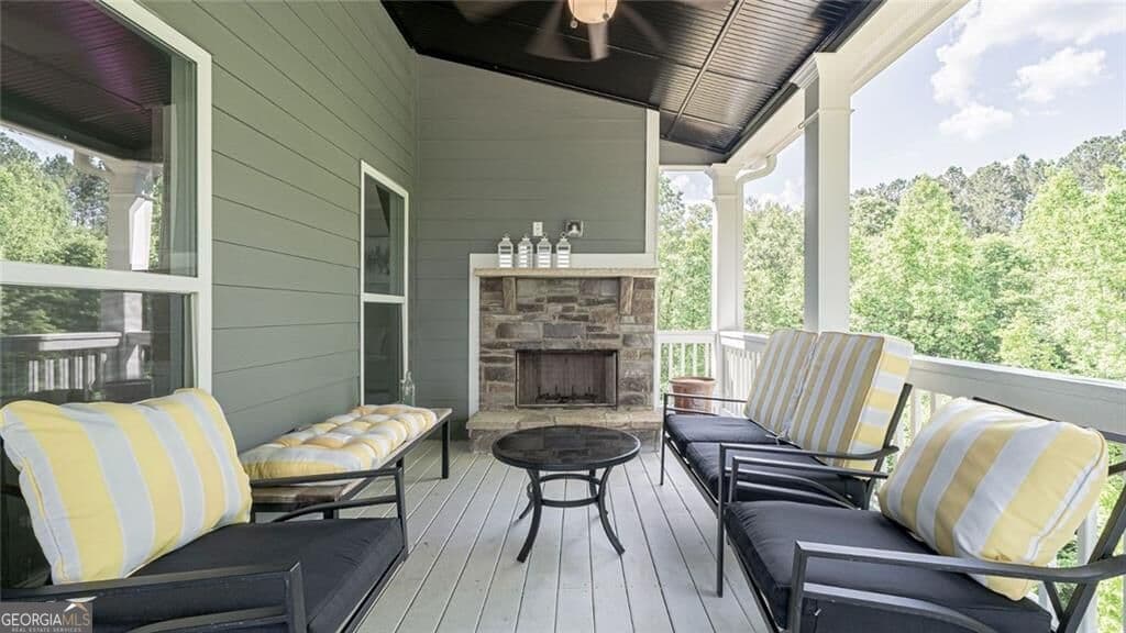 6 bedroom, 5 bathroom, 4,259 sq ft single family residence for sale at 37 New Kent Court, Villa Rica, GA 30180 — photo 9