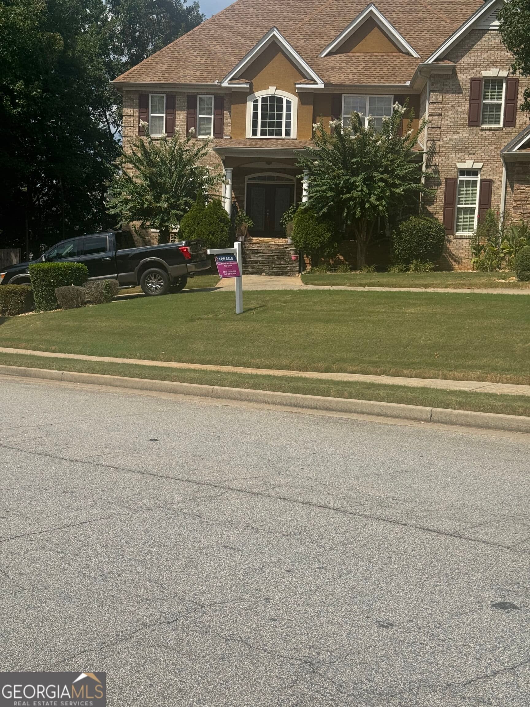 5 bedroom, 4.5 bathroom, 3,997 sq ft single family residence for sale at 148 Durham Lake Parkway, Fairburn, GA 30213