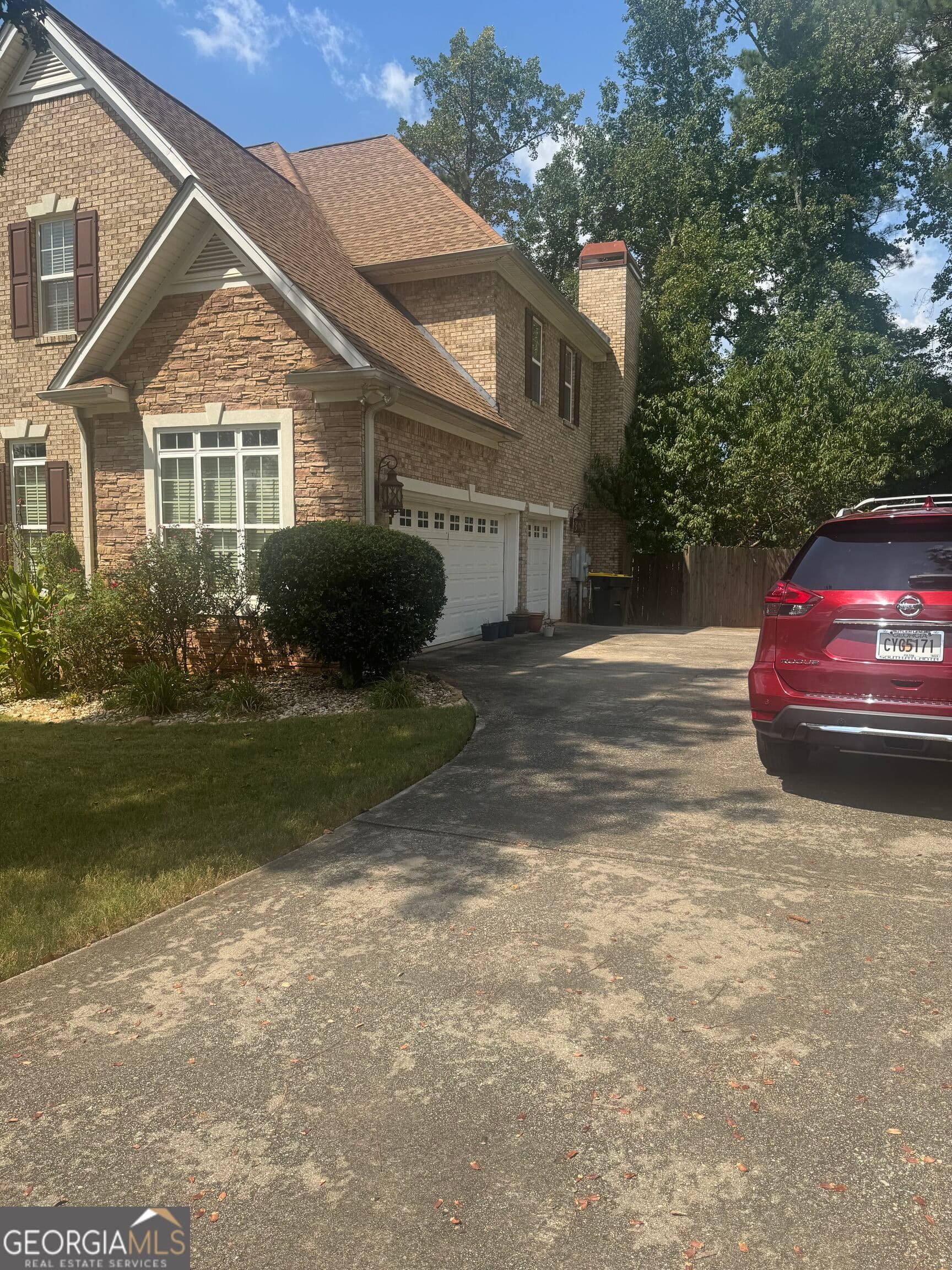 5 bedroom, 4.5 bathroom, 3,997 sq ft single family residence for sale at 148 Durham Lake Parkway, Fairburn, GA 30213 — photo 4