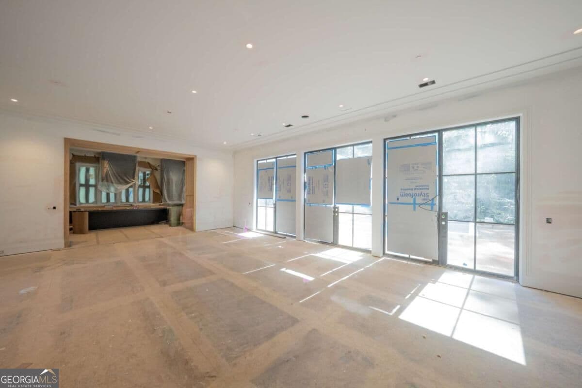 5 bedroom, 7 bathroom, 5,929 sq ft single family residence for sale at 140 Reed Way, Fayetteville, GA 30214 — photo 9