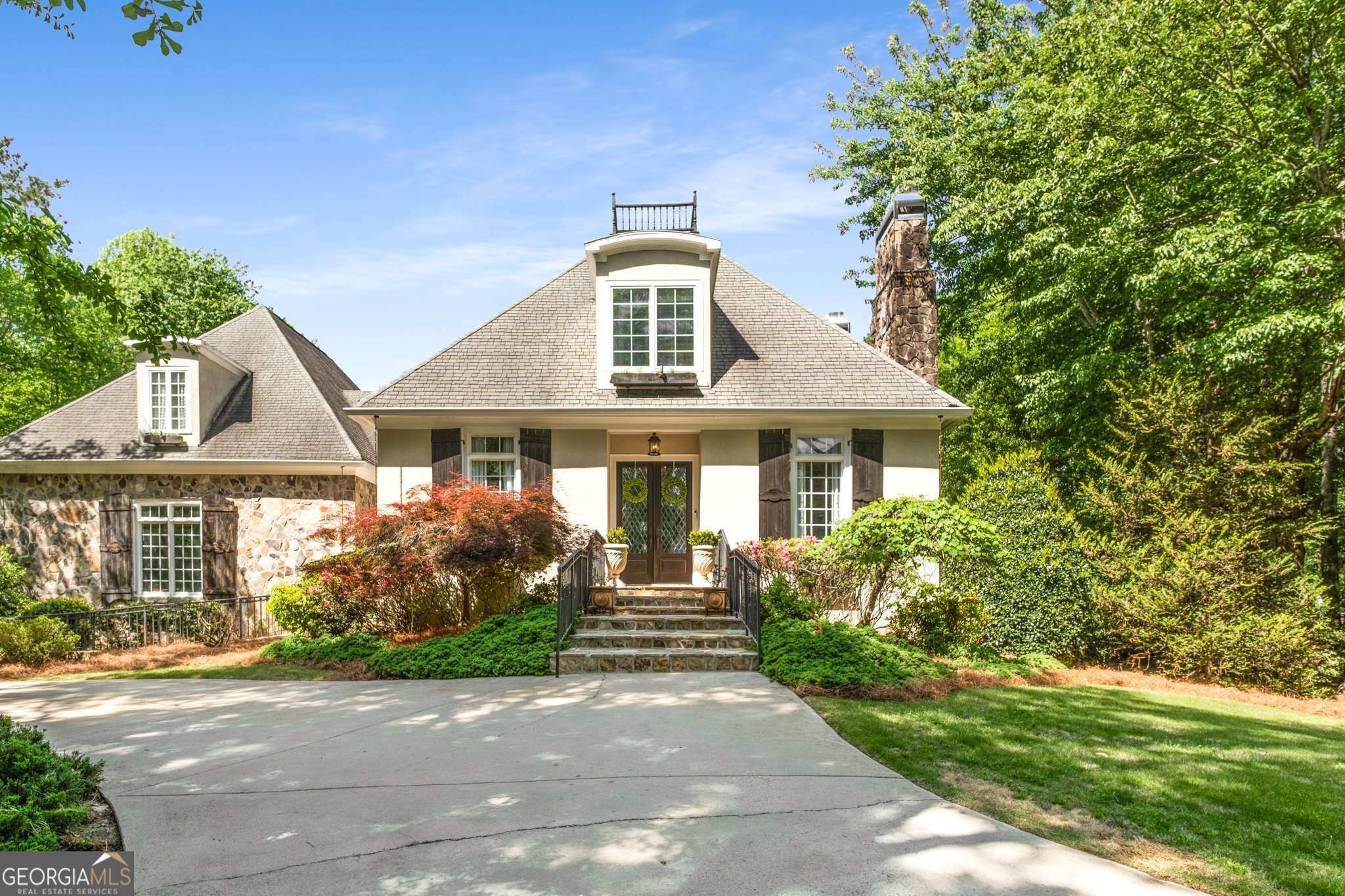 5 bedroom, 4.5 bathroom, 7,006 sq ft single family residence sold at 204 Clear Springs Lane, Peachtree City, GA 30269