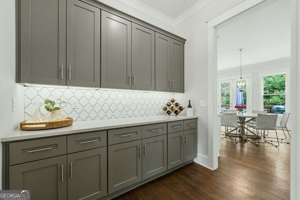 6 bedroom, 5 bathroom, 5,152 sq ft single family residence for sale at 1272 Kingsview Circle, Smyrna, GA 30080 — photo 5