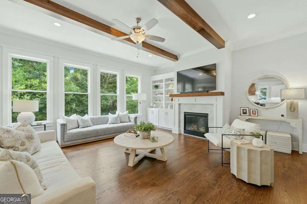 6 bedroom, 5 bathroom, 5,152 sq ft single family residence for sale at 1272 Kingsview Circle, Smyrna, GA 30080 — photo 8