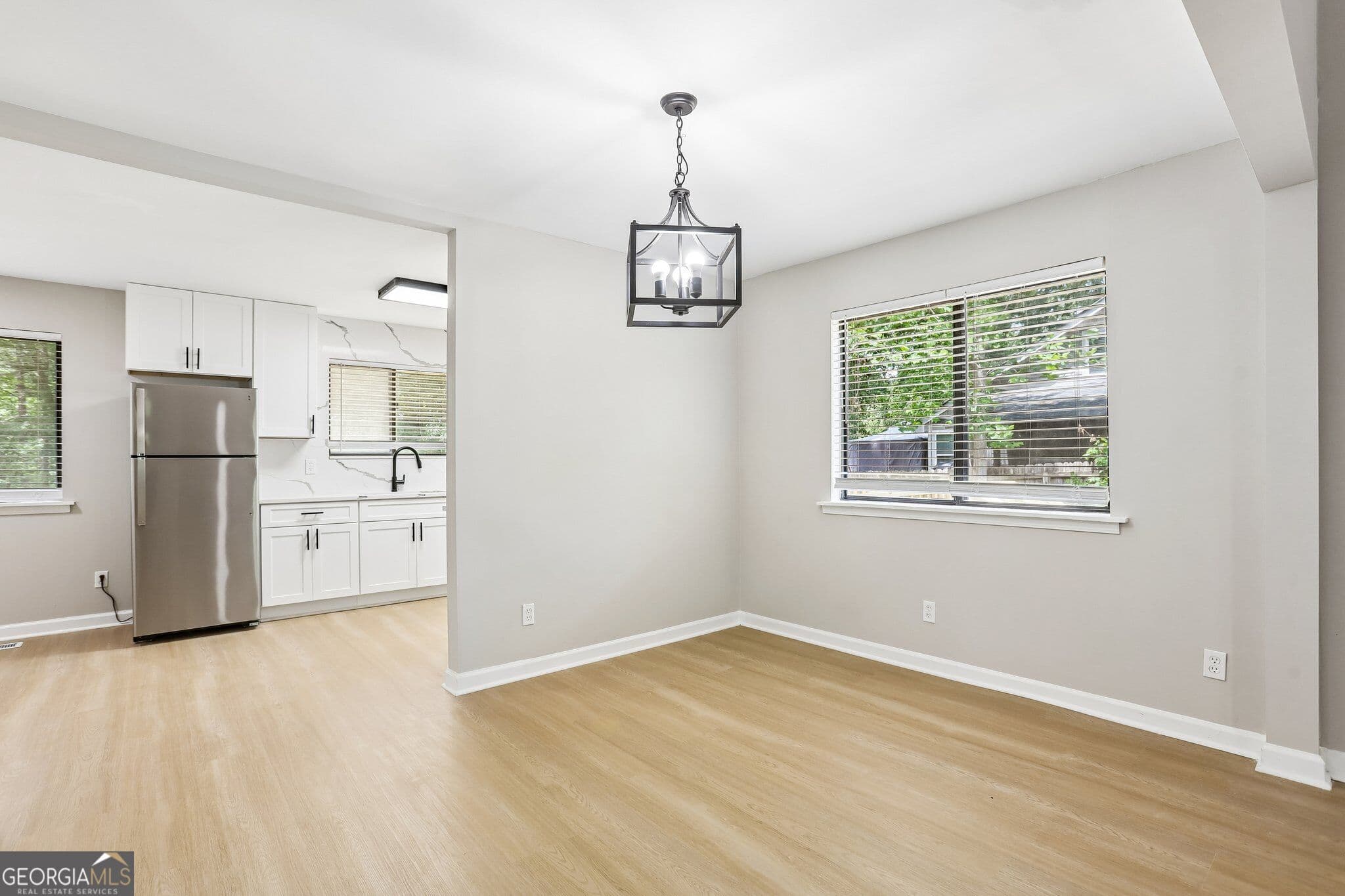 3 bedroom, 2 bathroom, 2,200 sq ft single family residence for sale at 5497 Gibson Drive, Acworth, GA 30102 — photo 7