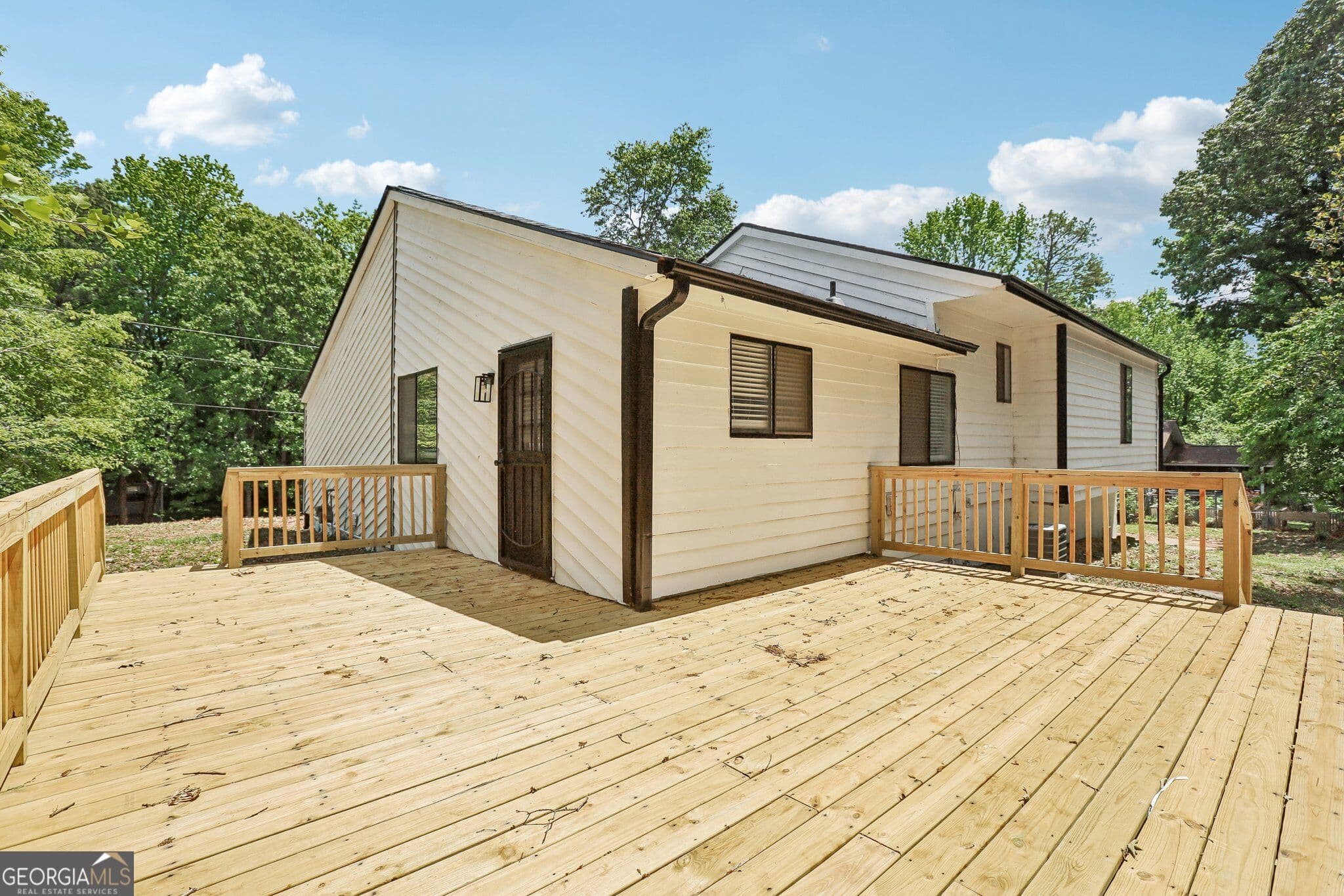 3 bedroom, 2 bathroom, 2,200 sq ft single family residence for sale at 5497 Gibson Drive, Acworth, GA 30102 — photo 5