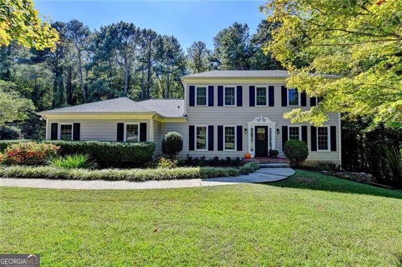 4 bedroom, 3 bathroom, 2,796 sq ft single family residence for sale at 2780 Jo Beth Drive, Lawrenceville, GA 30044 — photo 2
