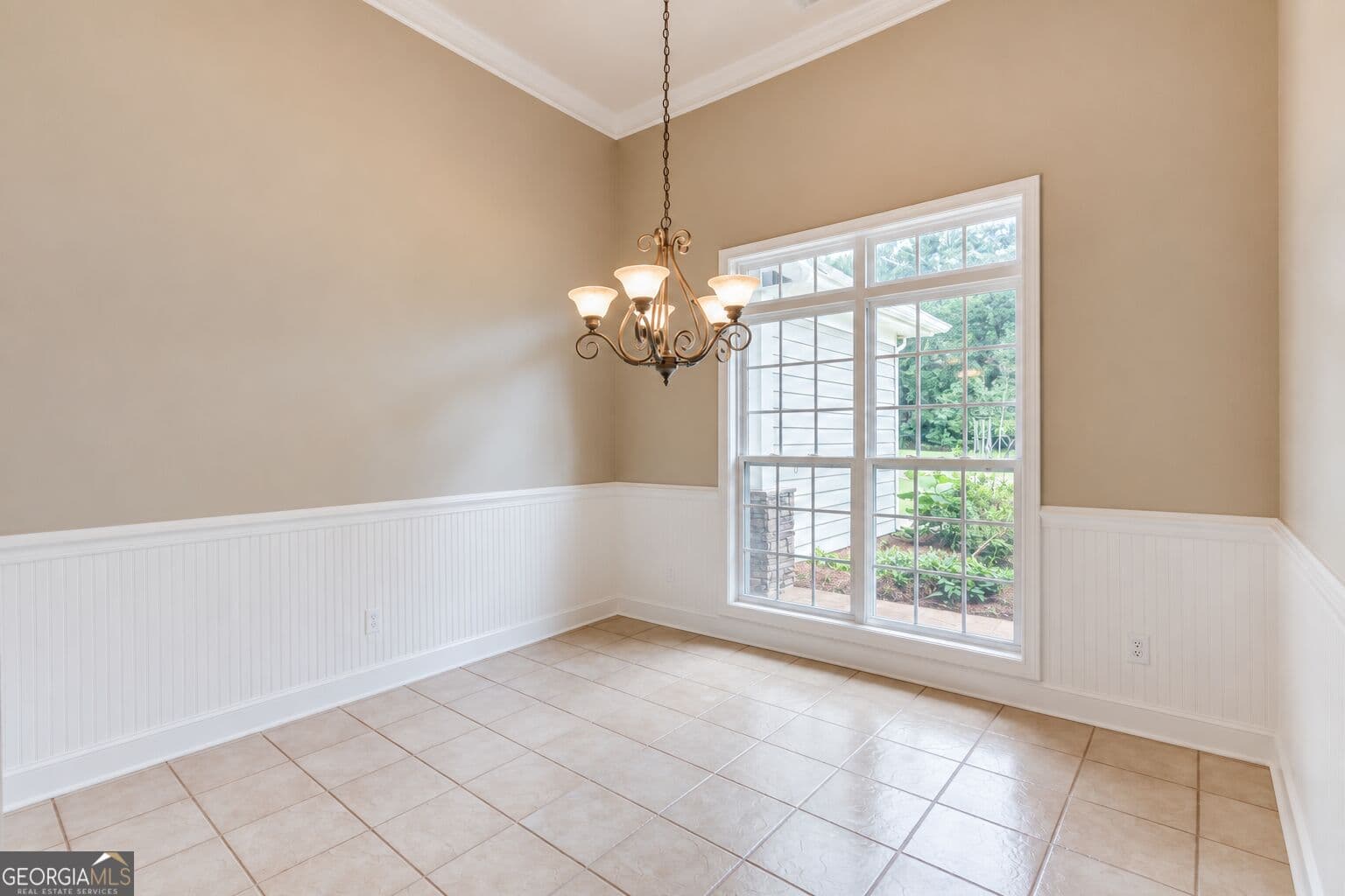 4 bedroom, 3 bathroom, 2,119 sq ft single family residence for sale at 42 Dumar Lane, Hoschton, GA 30548 — photo 9