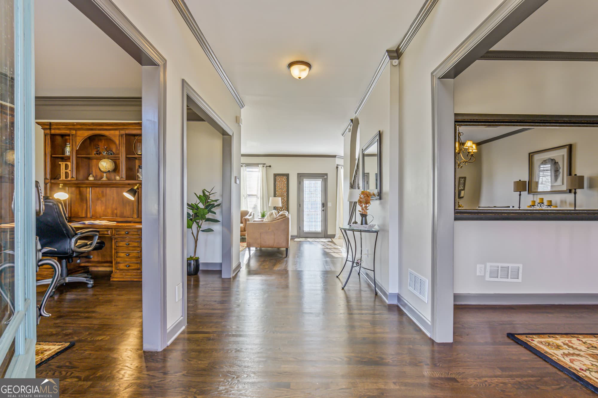 5 bedroom, 3.5 bathroom single family residence for rent at 10 Bridlewood Court, Cartersville, GA 30120 for $8,832 a month — photo 6